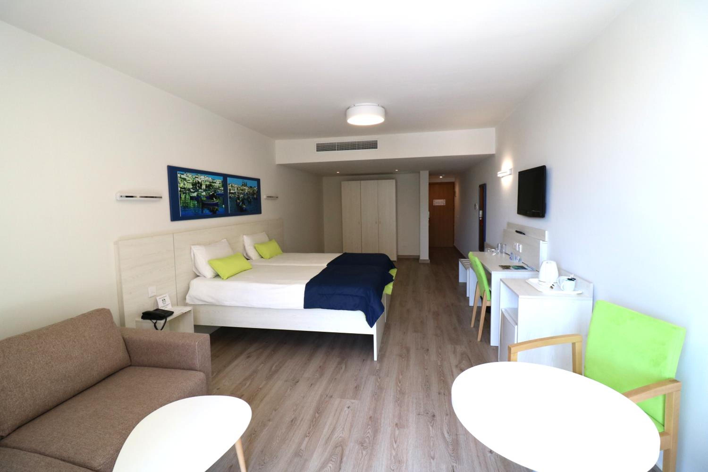Suite with Balcony