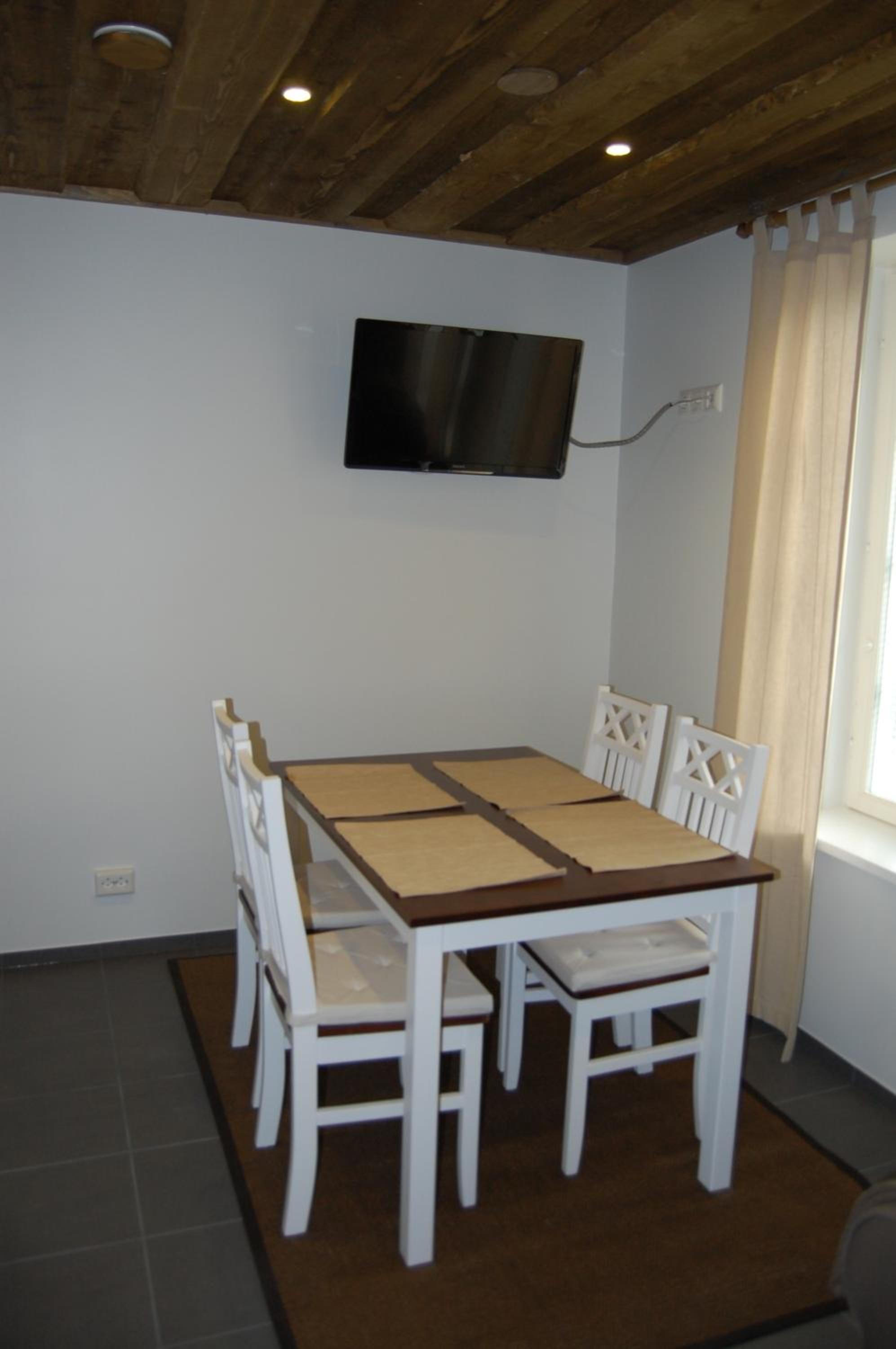 One-Bedroom Apartment - Photo 20
