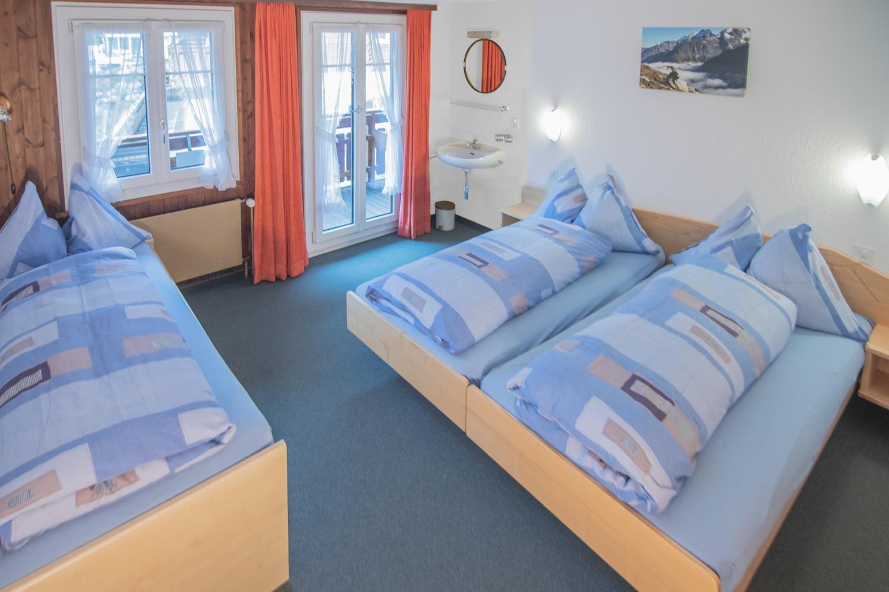 Two-Bedroom Apartment with Balcony (5 Adults) photo 3
