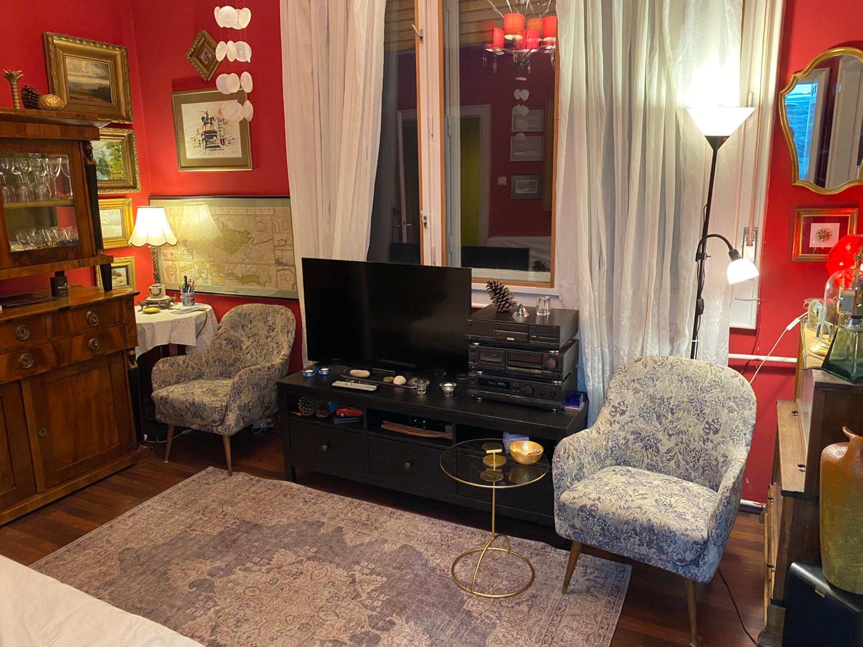 One-Bedroom Apartment - Photo 10