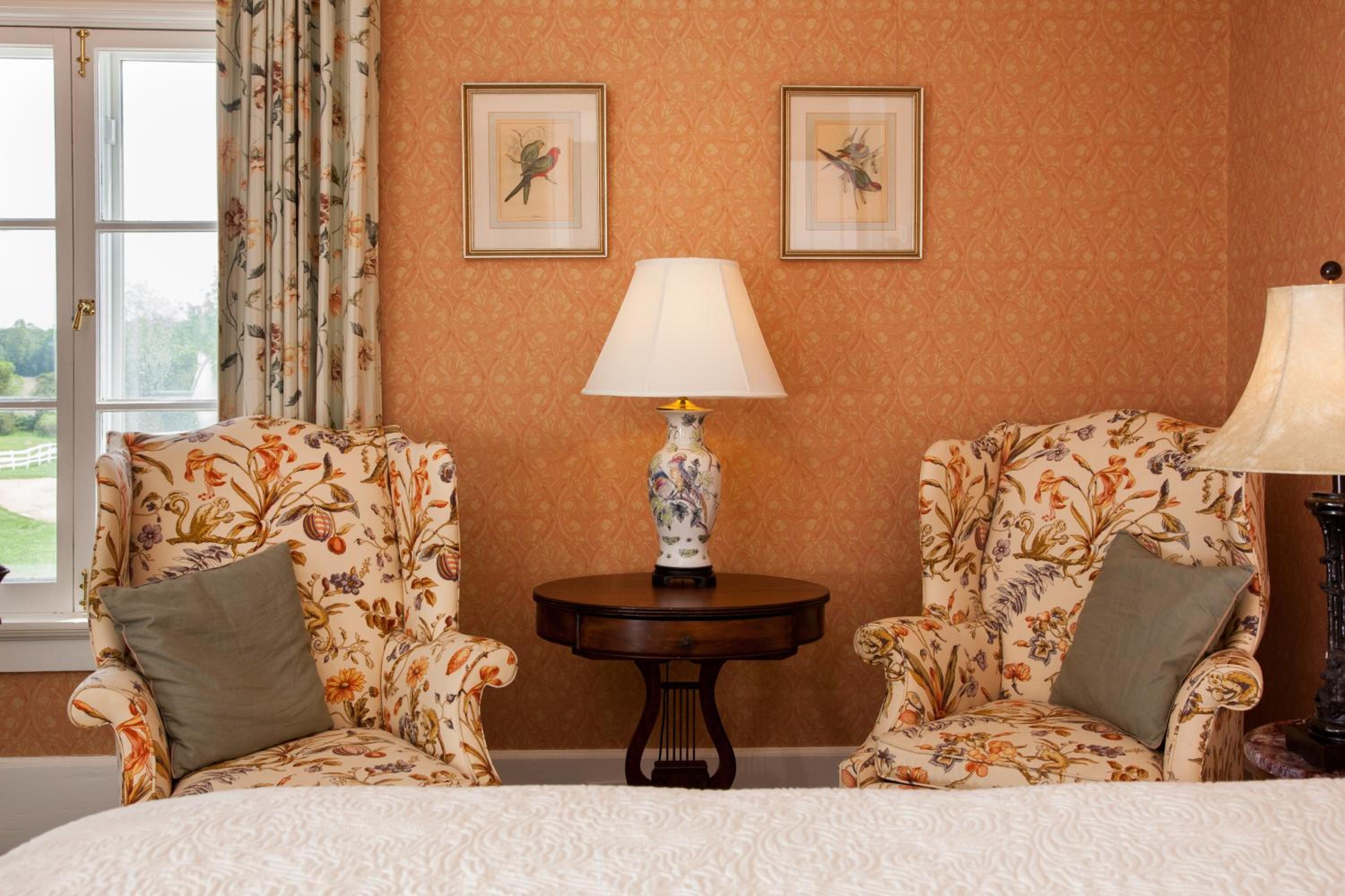 Deluxe King Room photo 2