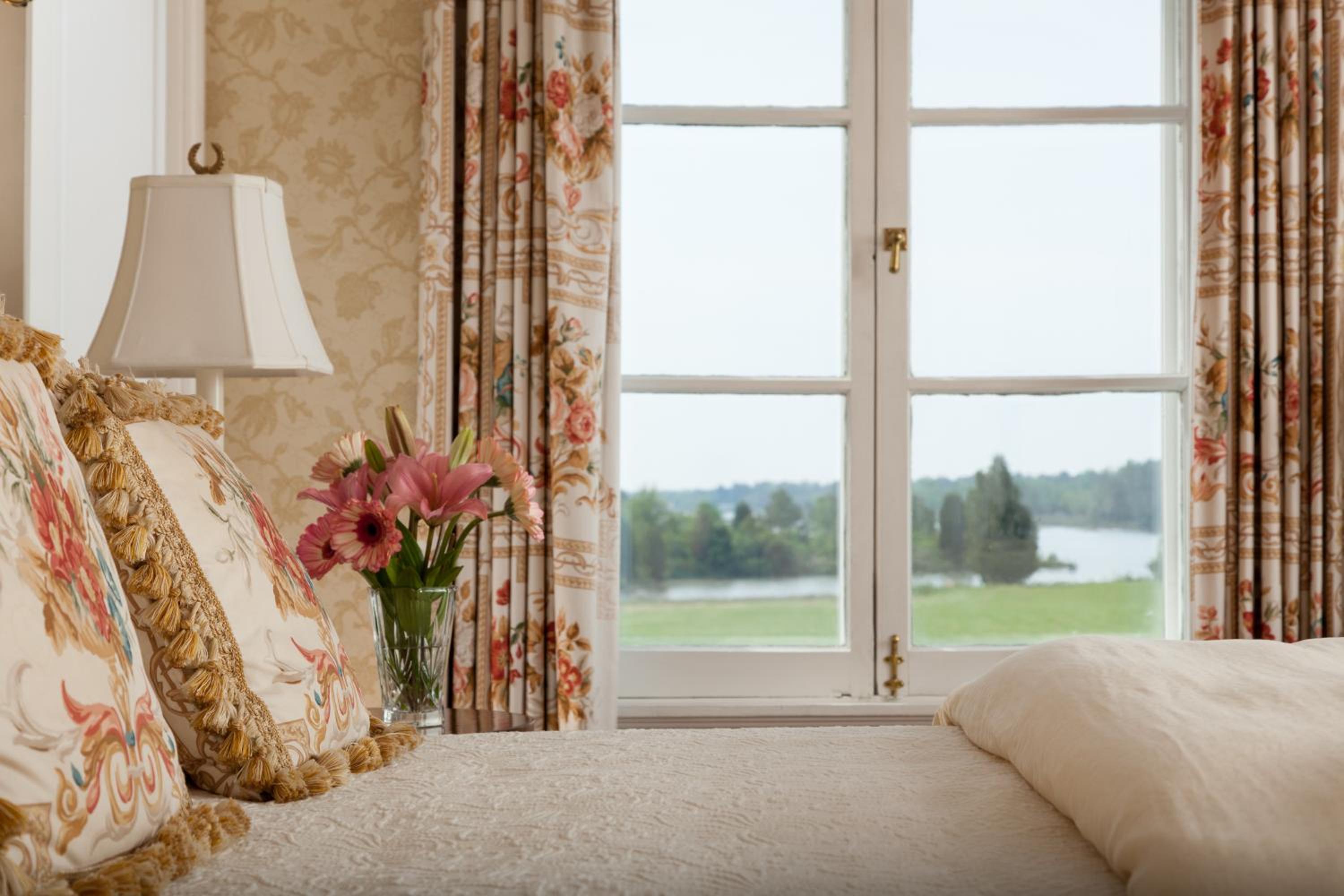 Deluxe King Room photo 3