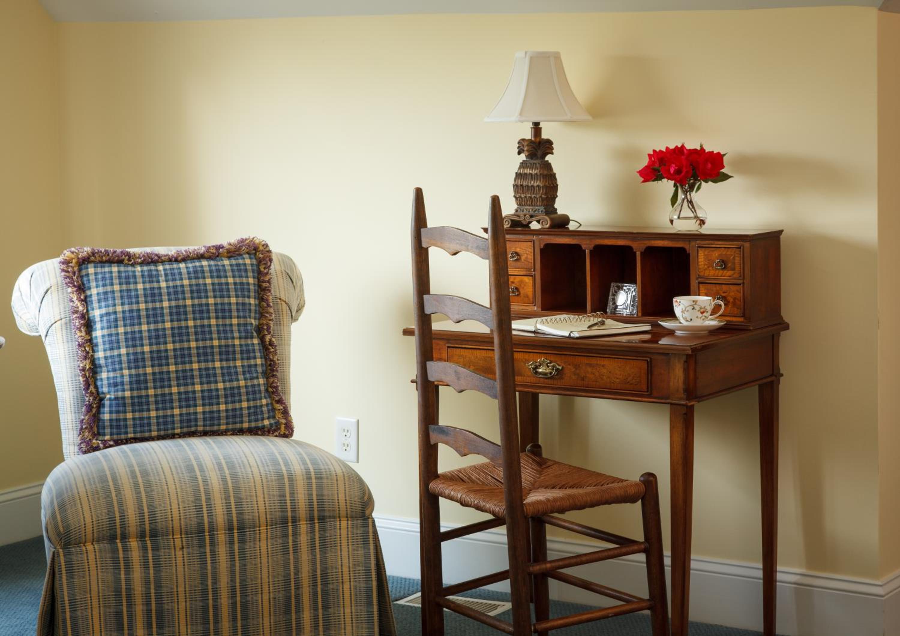 Deluxe King Room photo 2
