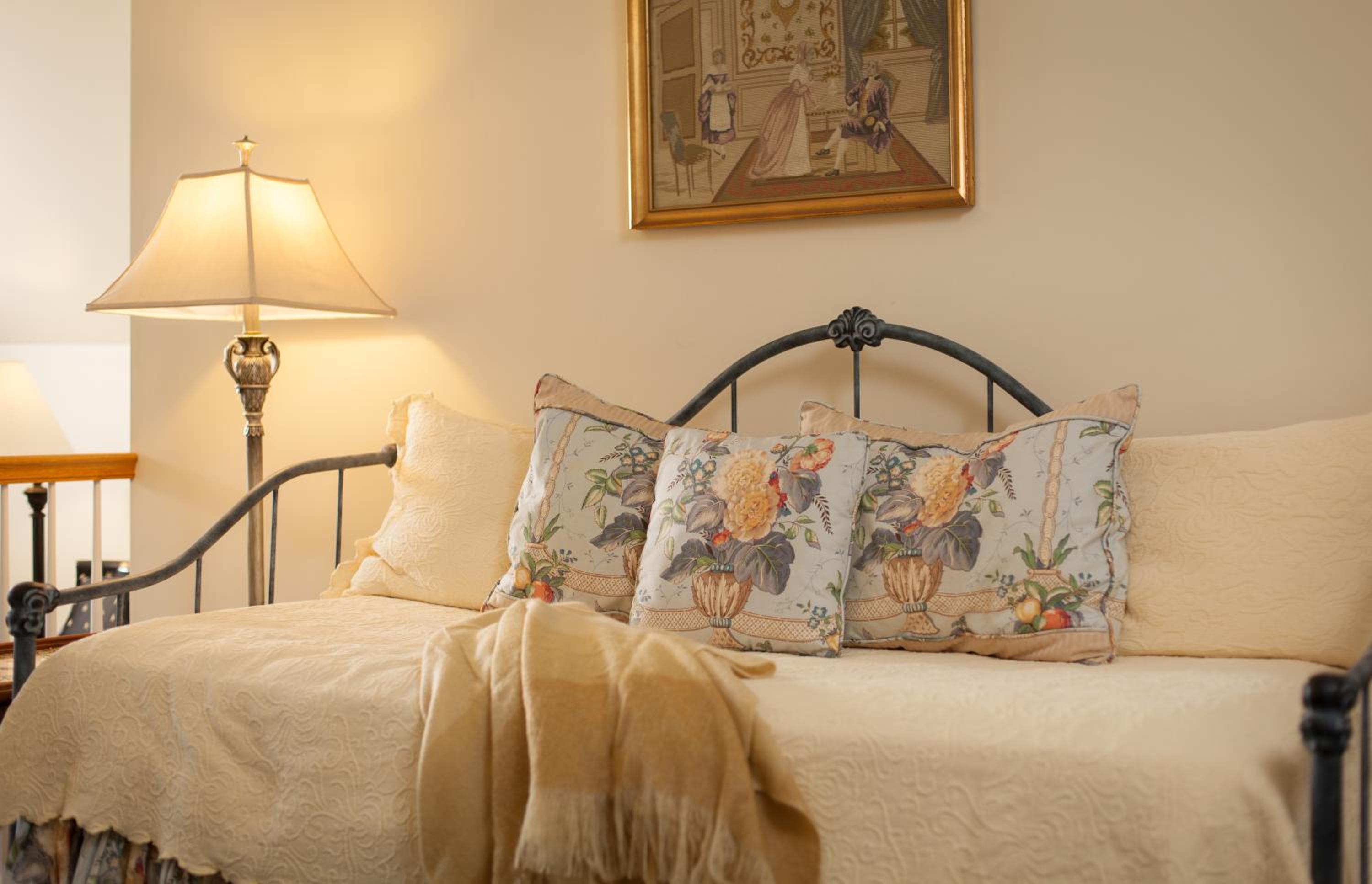Deluxe King Room photo 2
