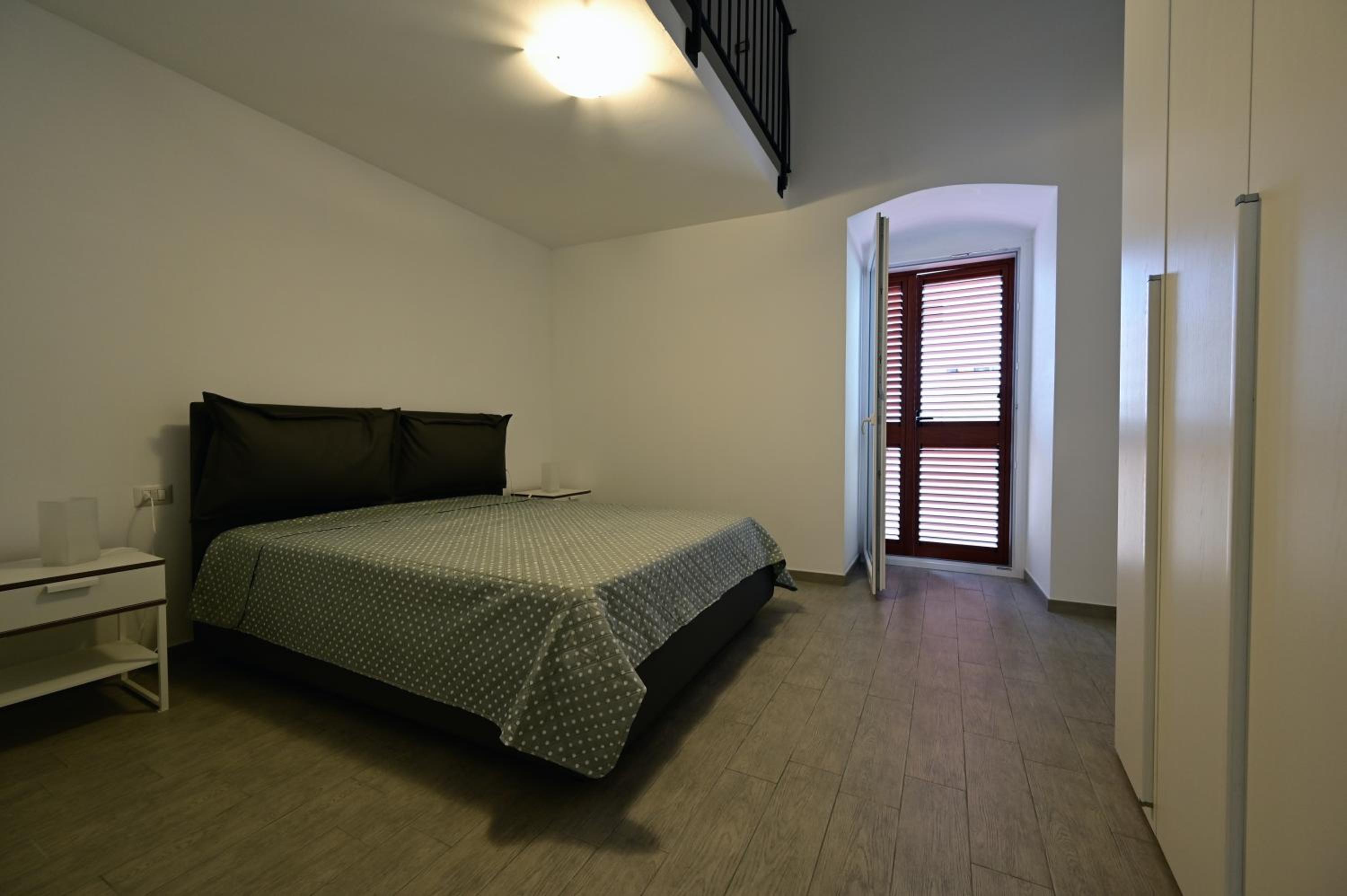 One-Bedroom House photo 1