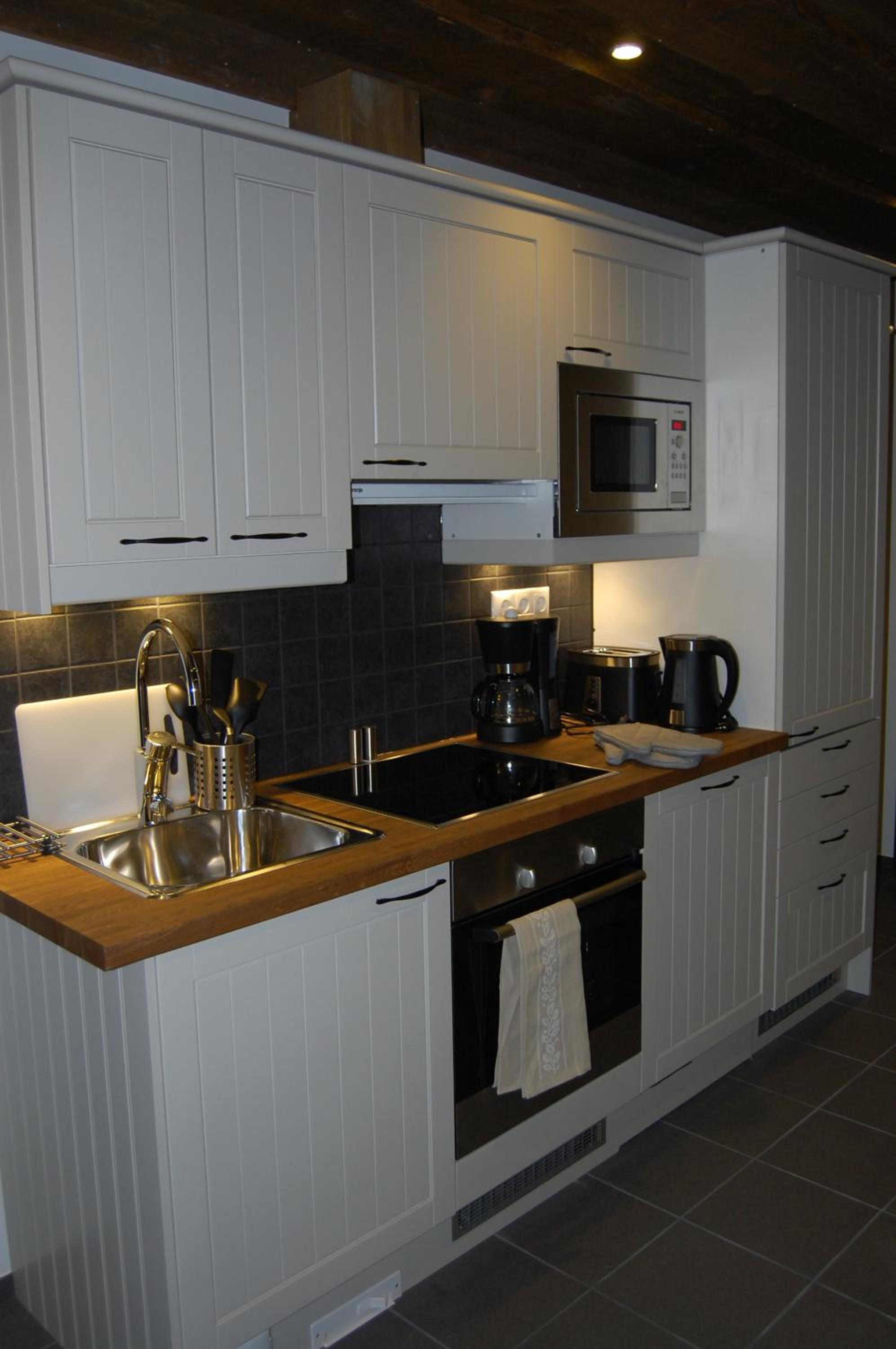 Apartment (4 Adults) - Photo 12