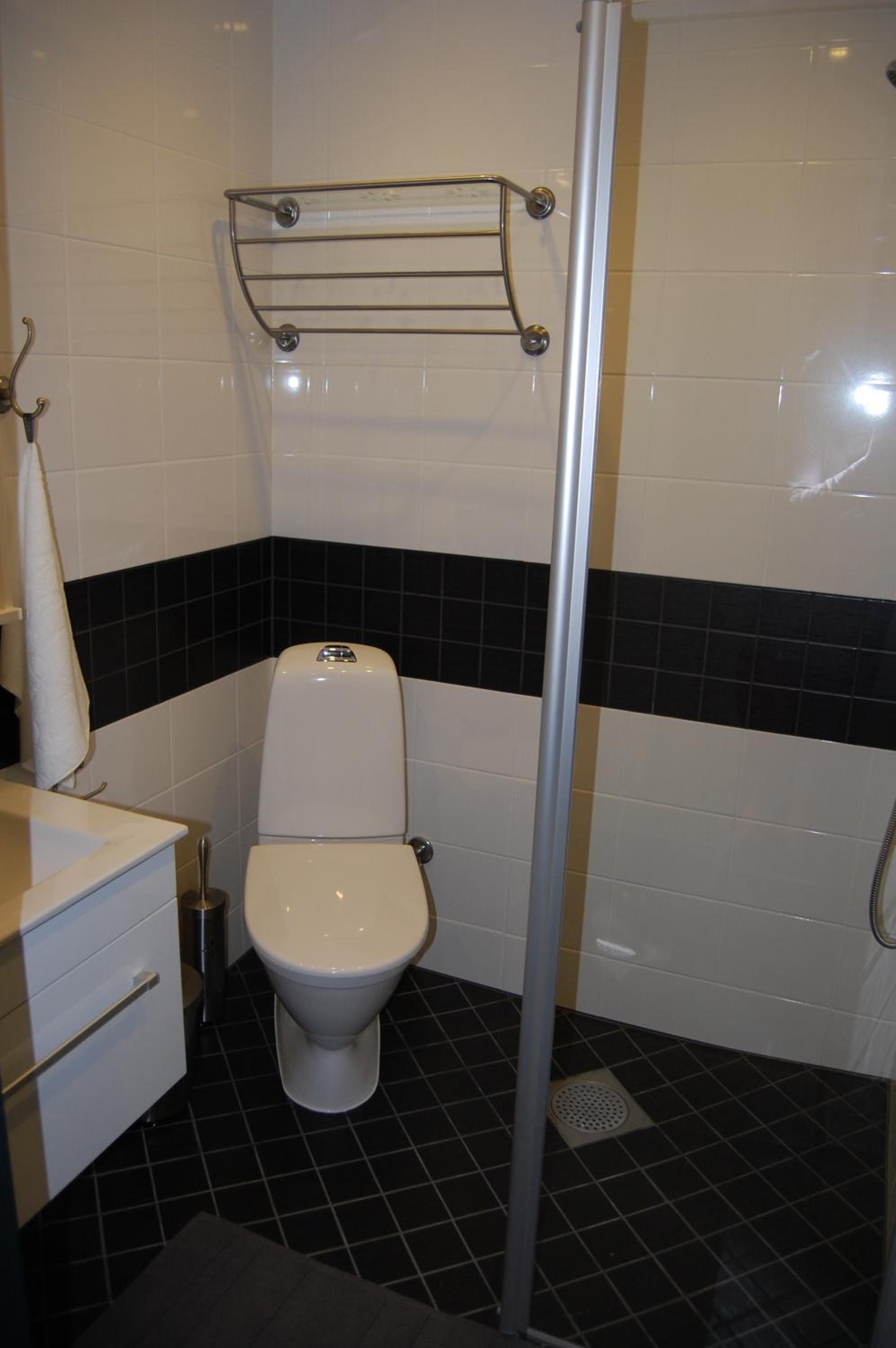 Family Apartment - Photo 19