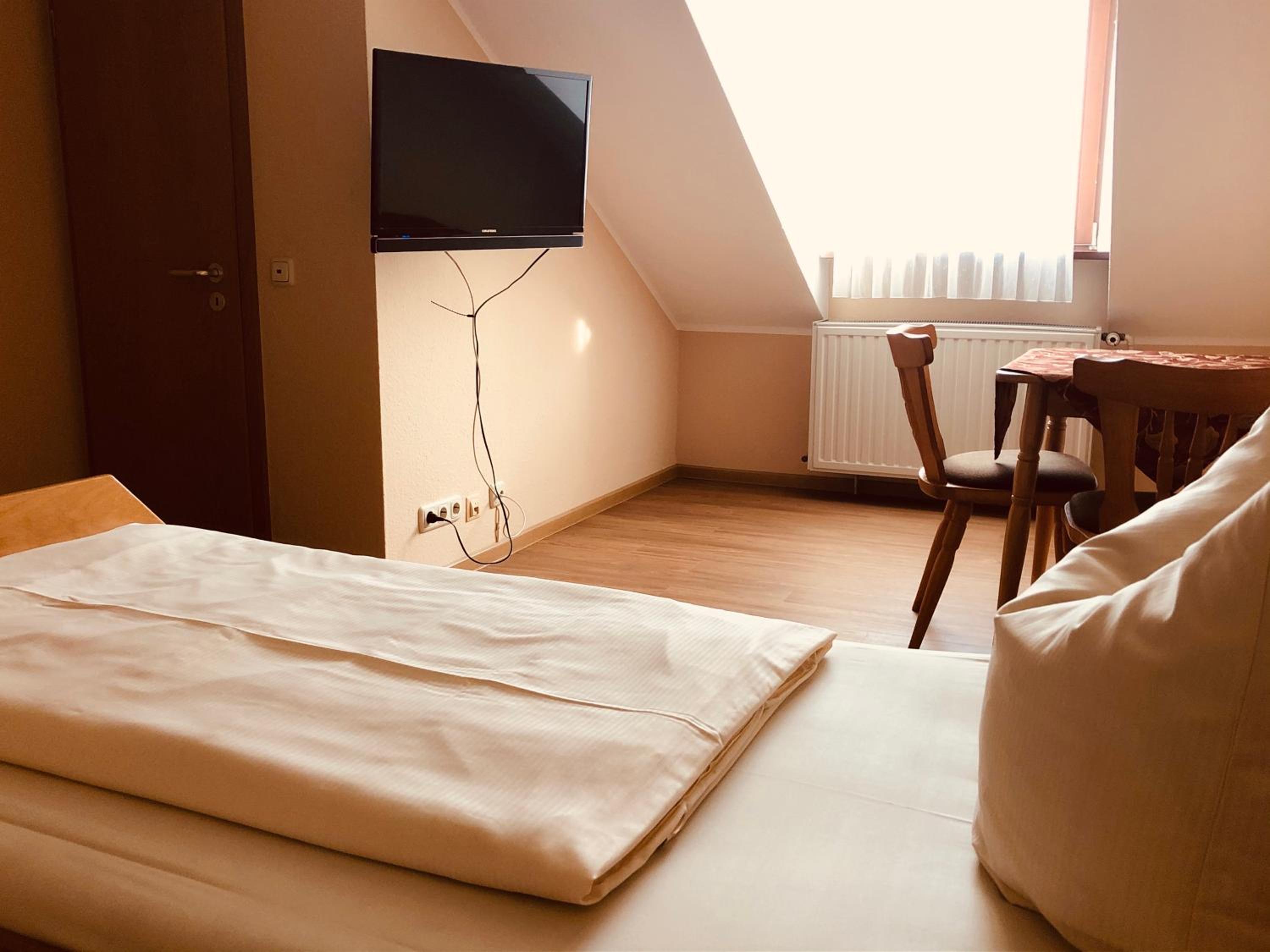 Single Room photo 2