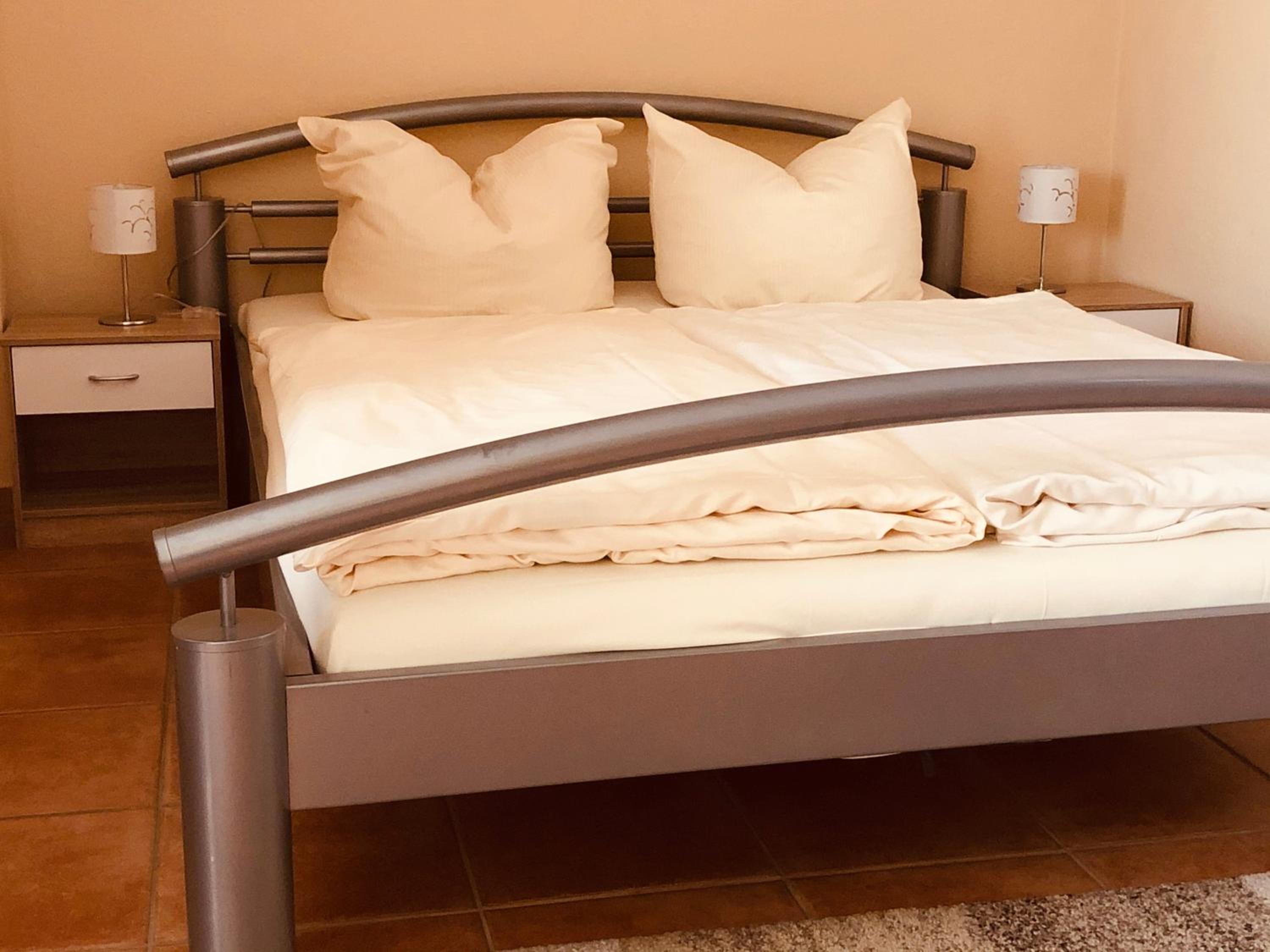 Standard Double Room - Photo 3