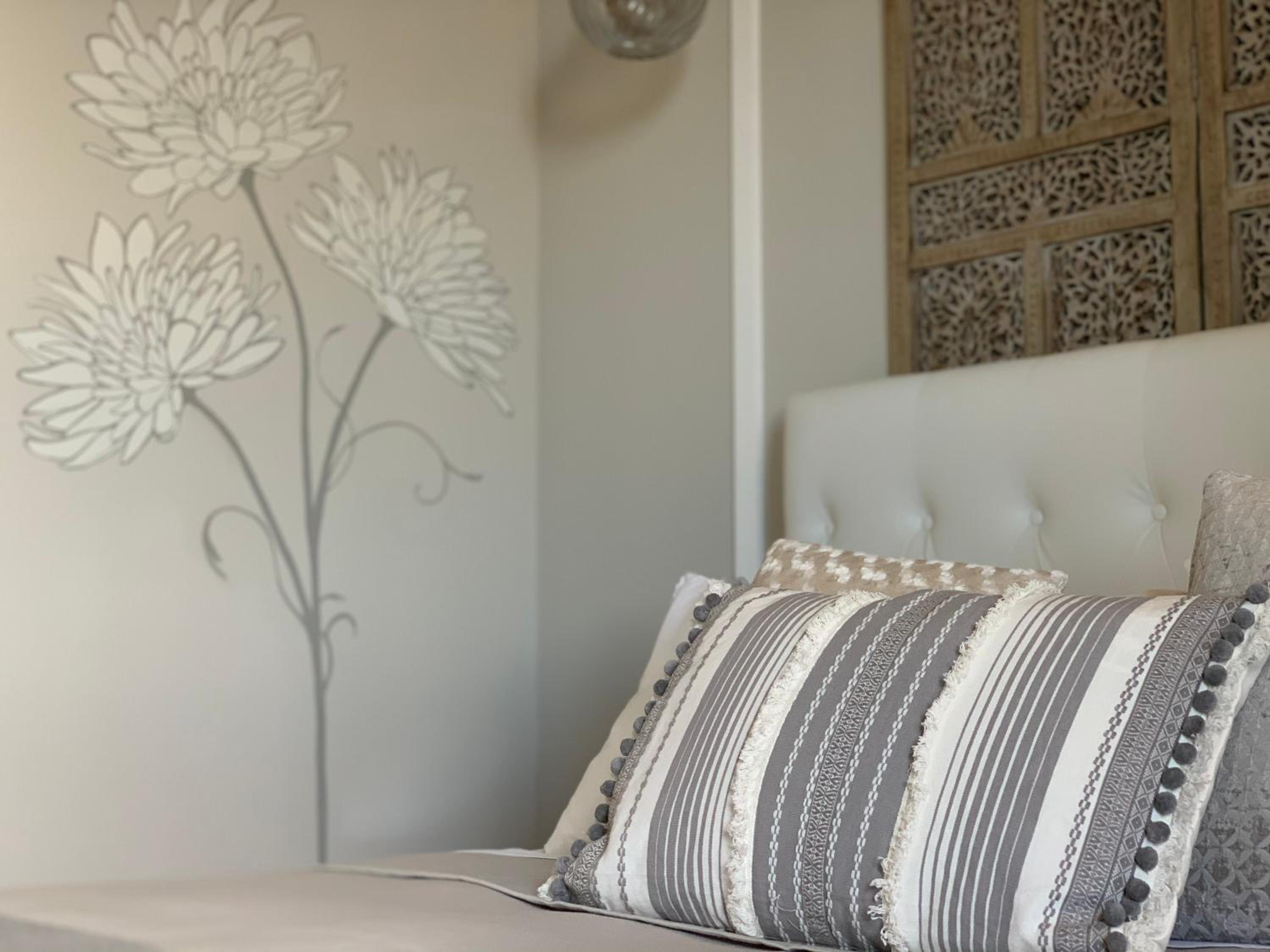 Deluxe Double Room with Window and Sea View - Photo 10
