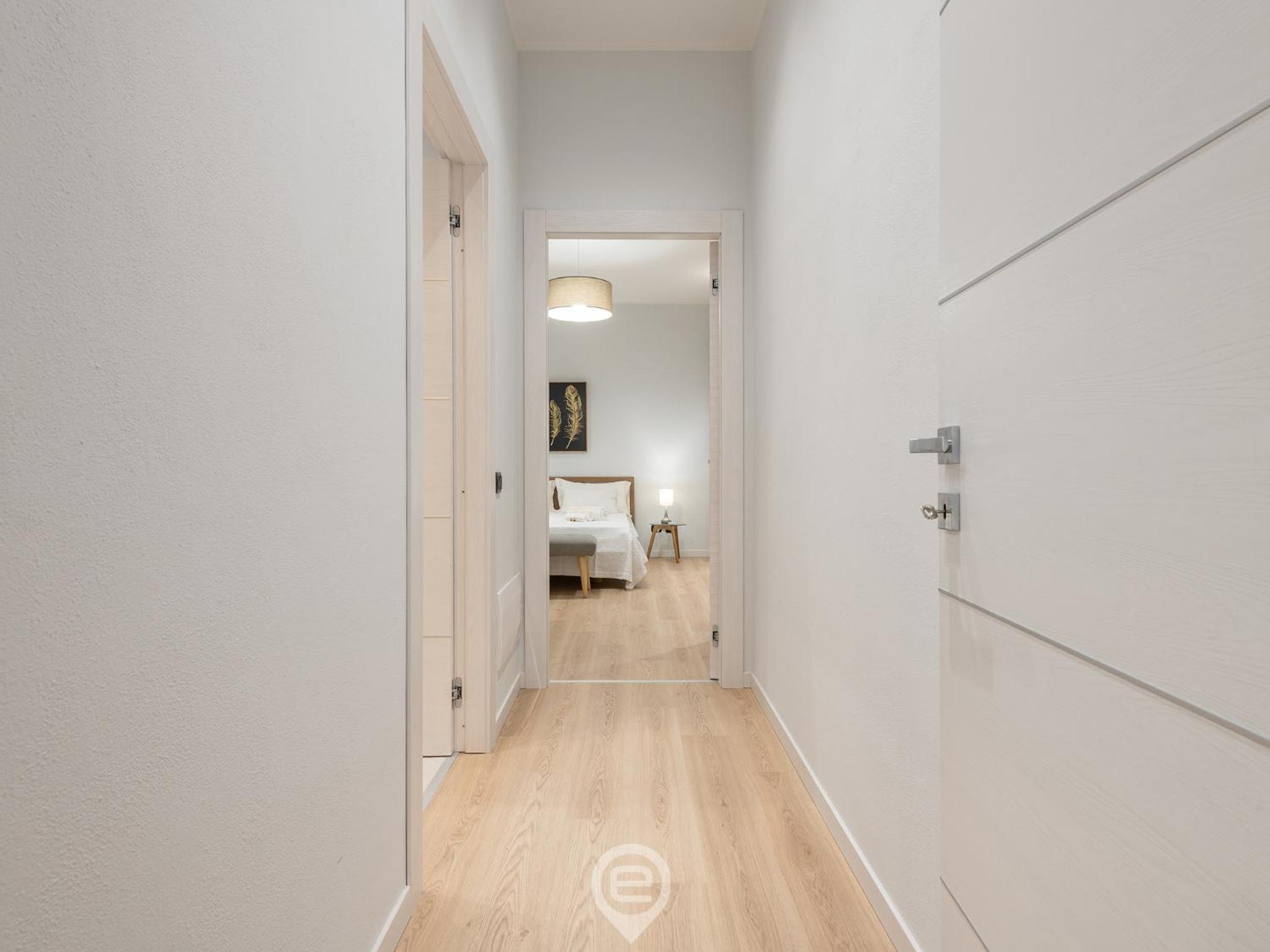 One-Bedroom Apartment - Photo 17