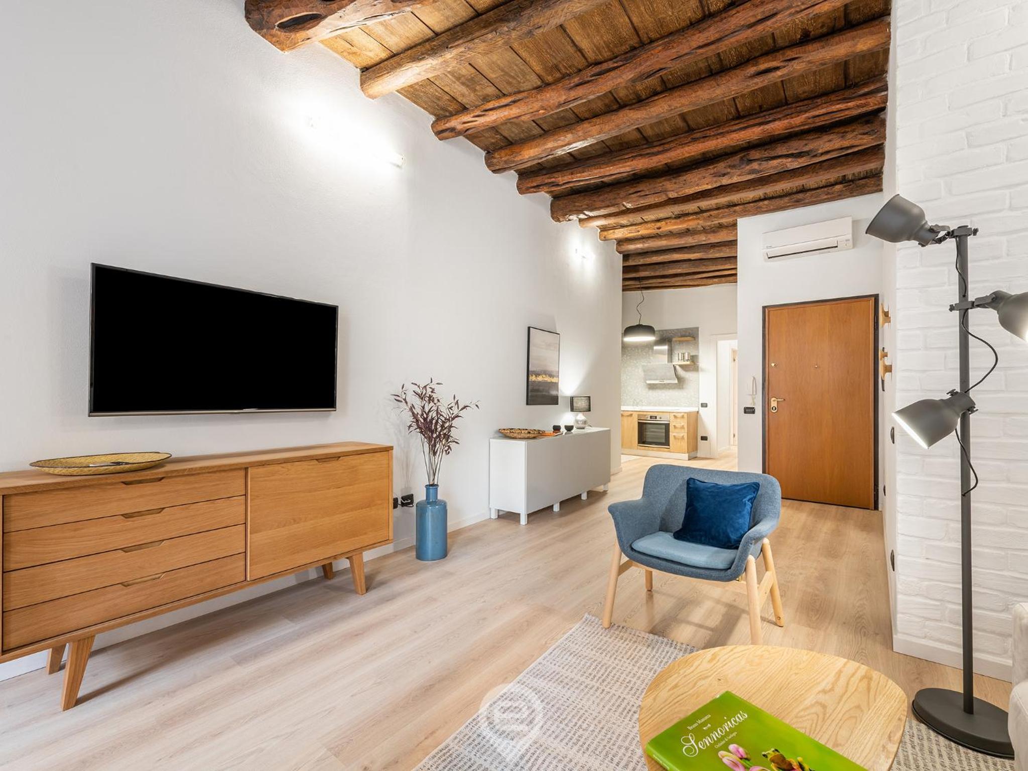 One-Bedroom Apartment - Photo 23