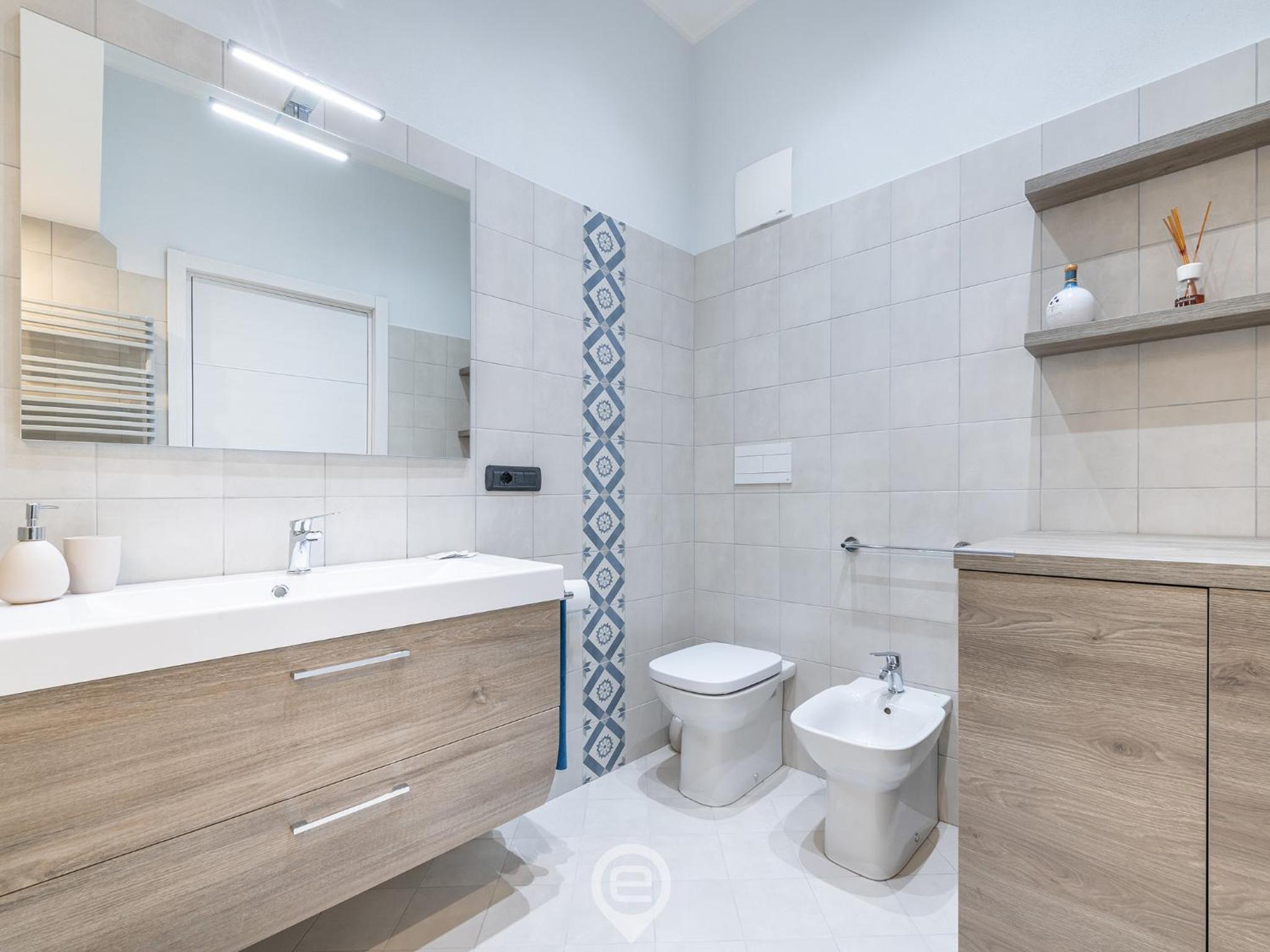 One-Bedroom Apartment - Photo 16