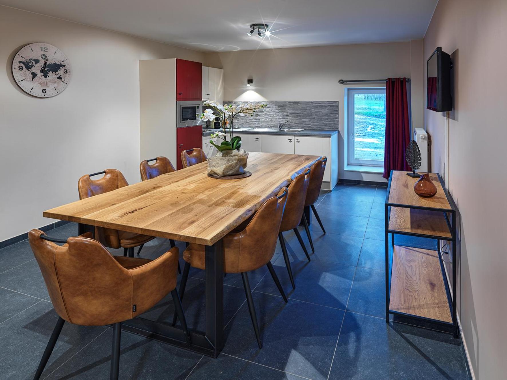 Deluxe Family Suite photo 2
