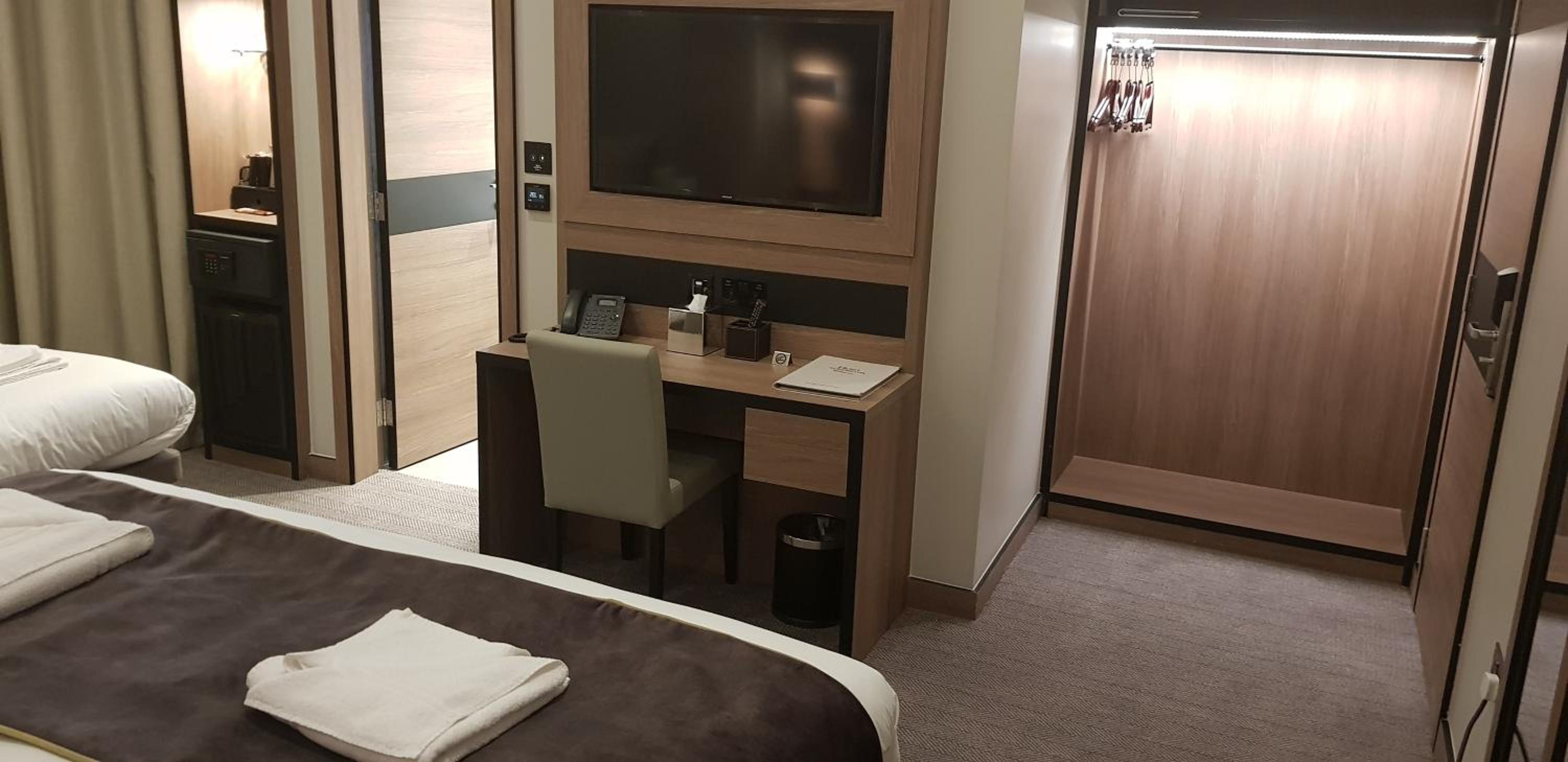 Superior Triple Room