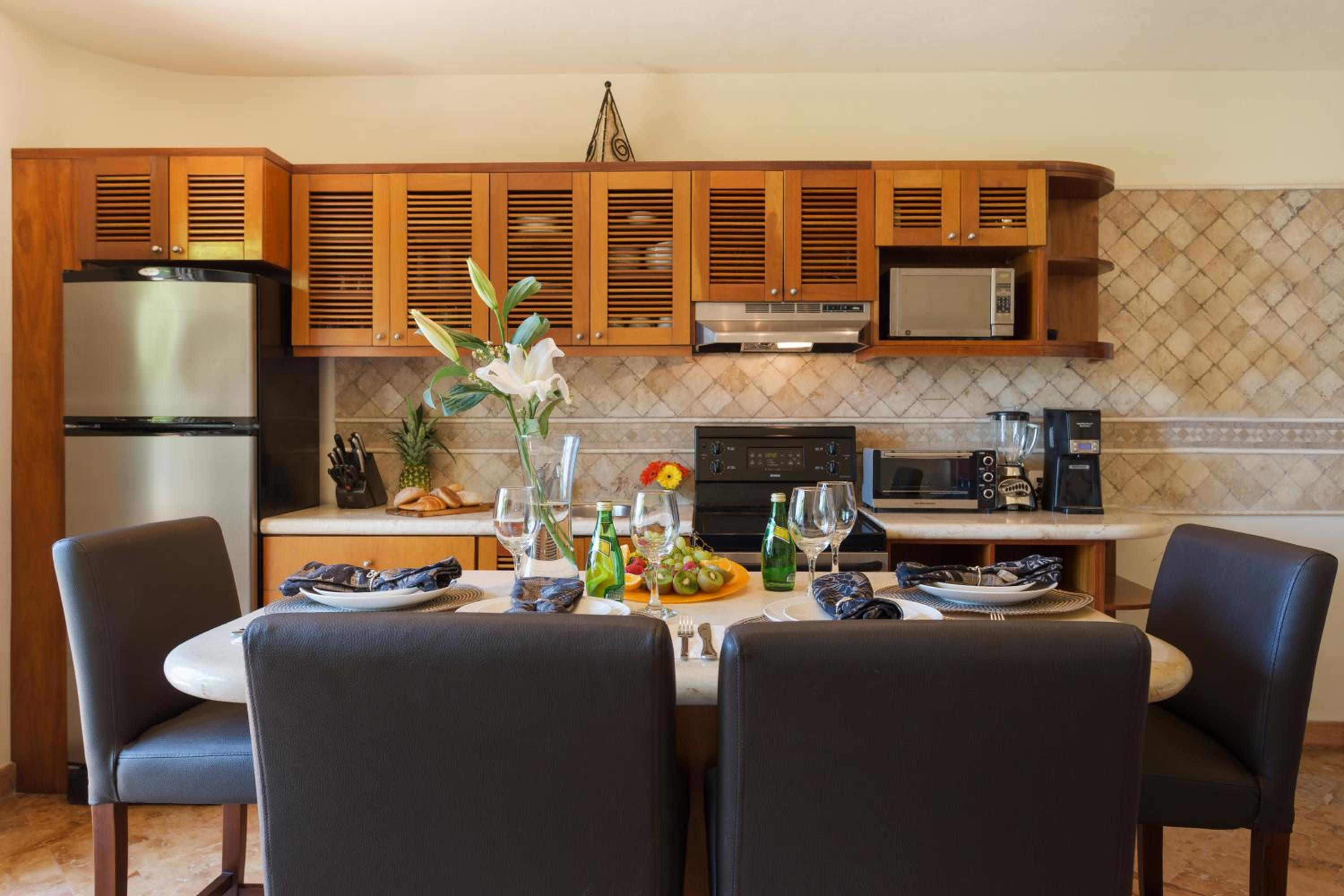 Two-Bedroom Penthouse - Photo 8