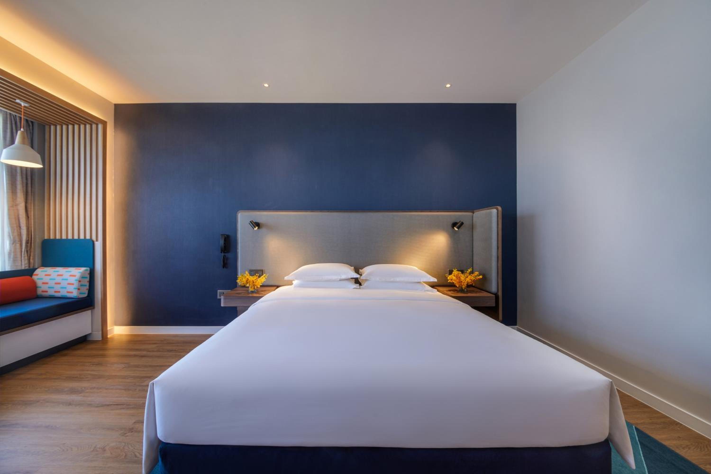 Standard King Room - Photo 2