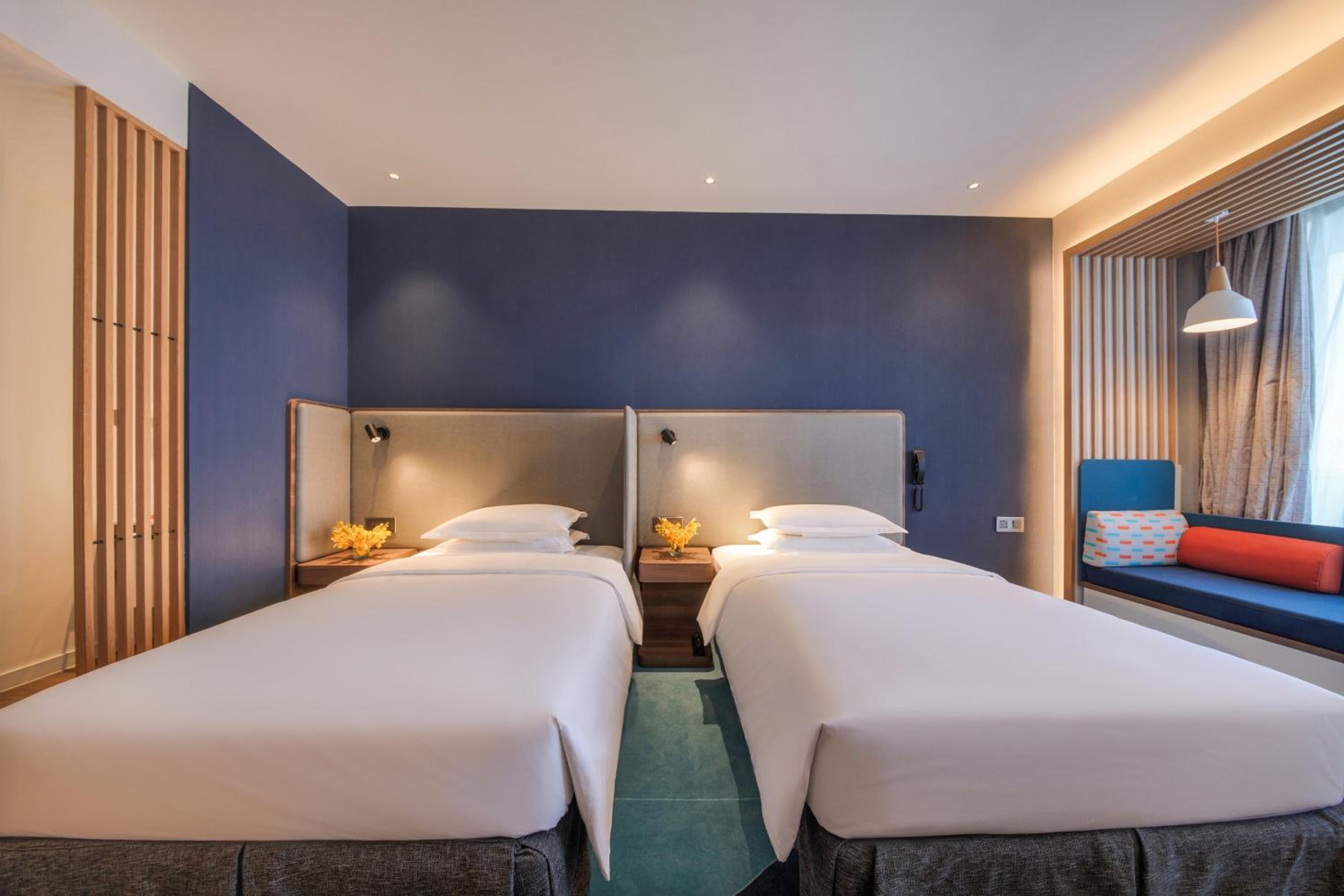 Standard Twin Room - Photo 5