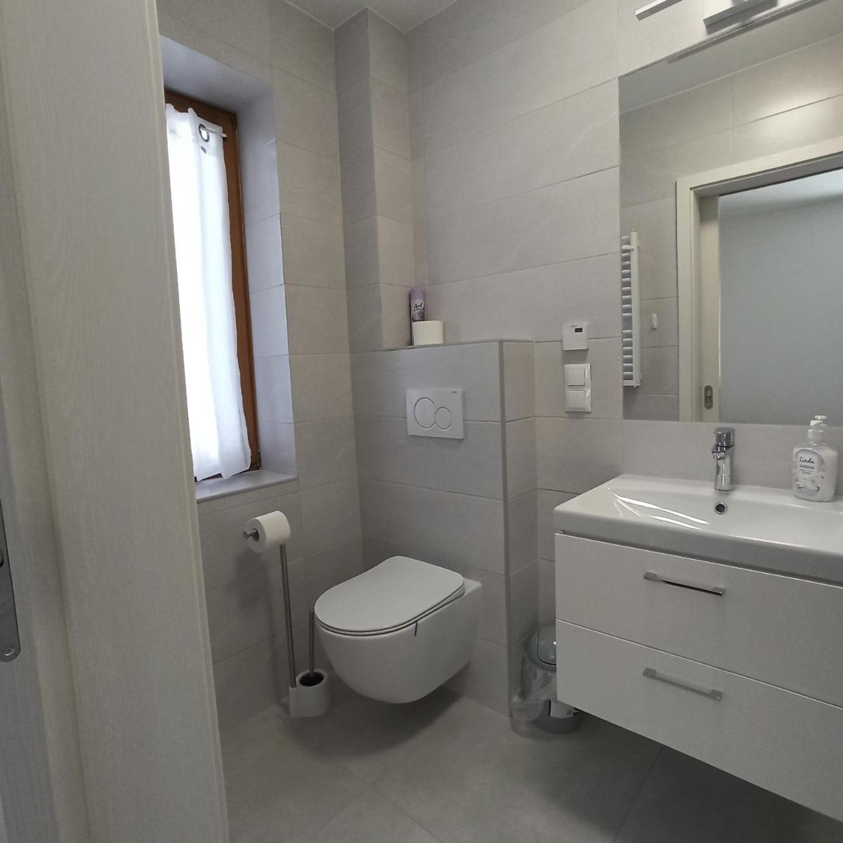 Double or Twin Room photo 3