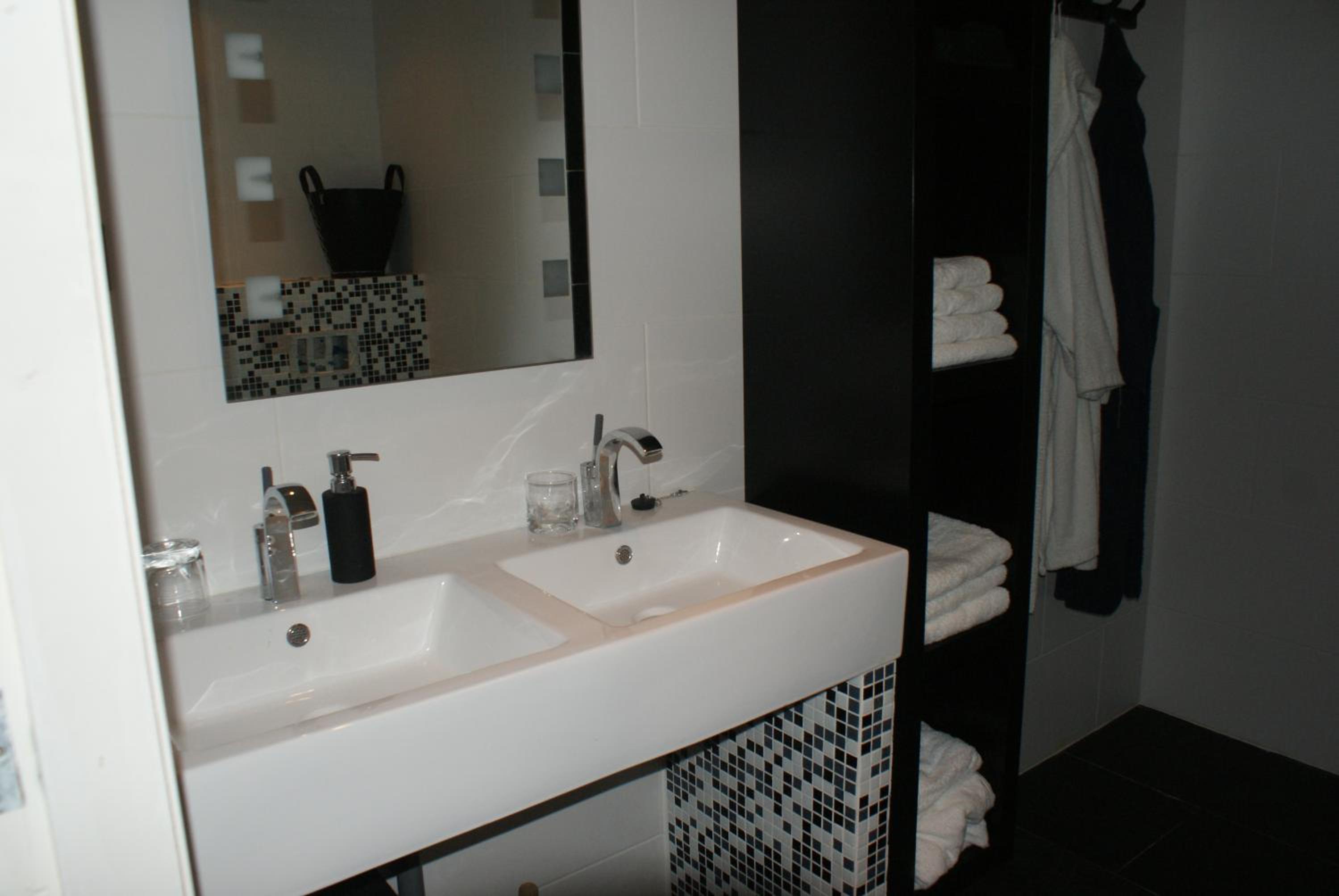 Superior Apartment photo 3