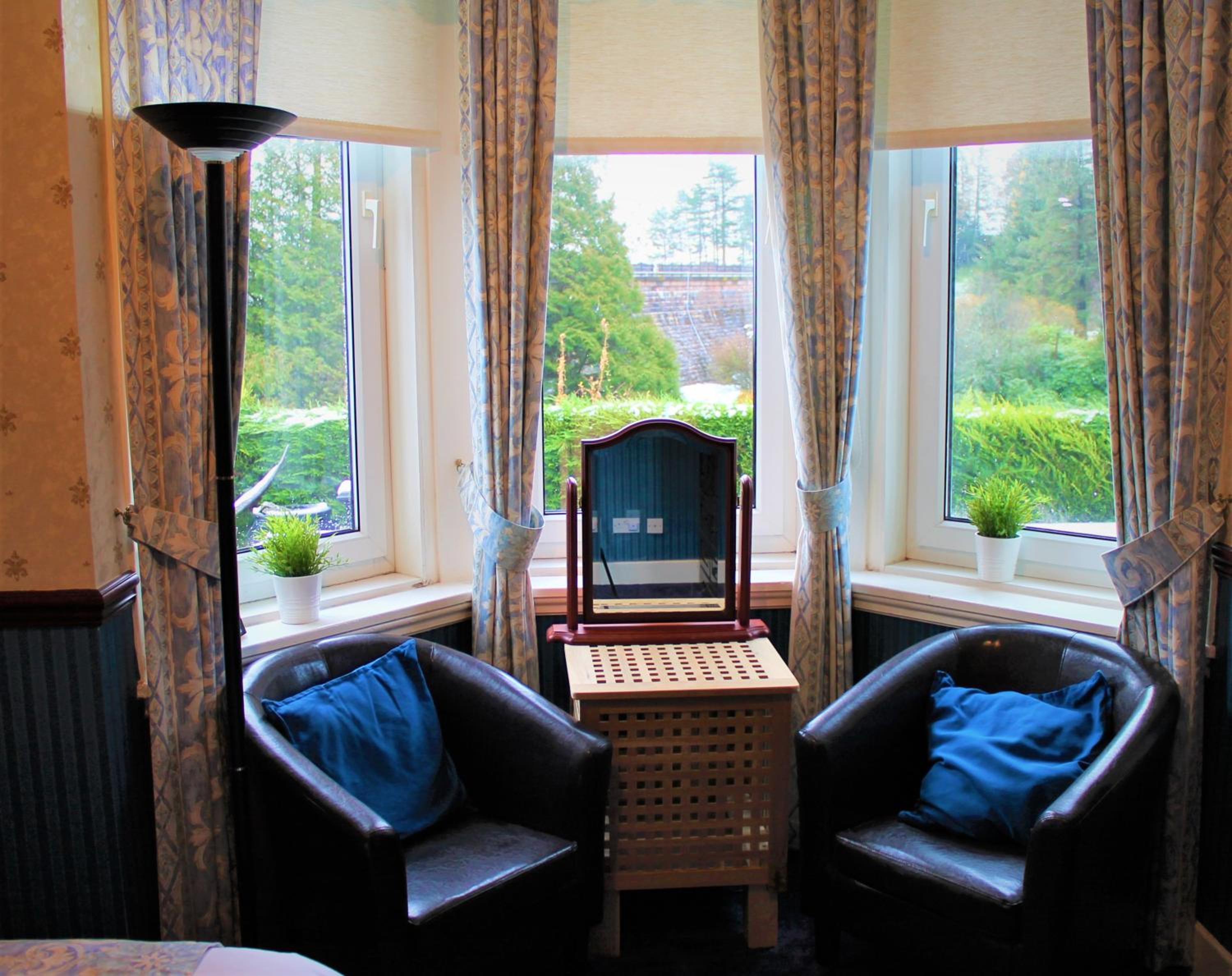 Double Room with Private Bathroom - Photo 1