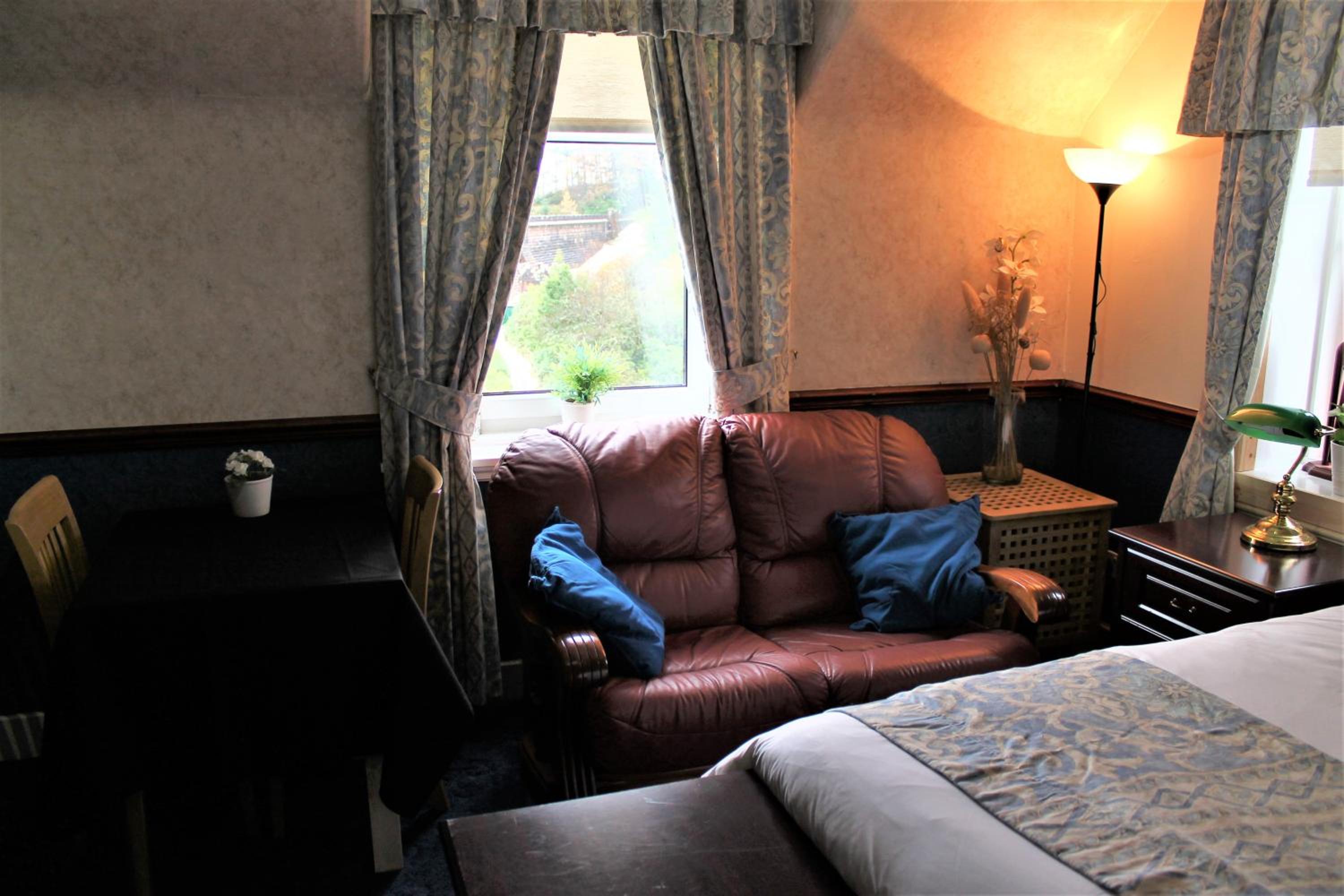 Double Room with Private Bathroom photo 2