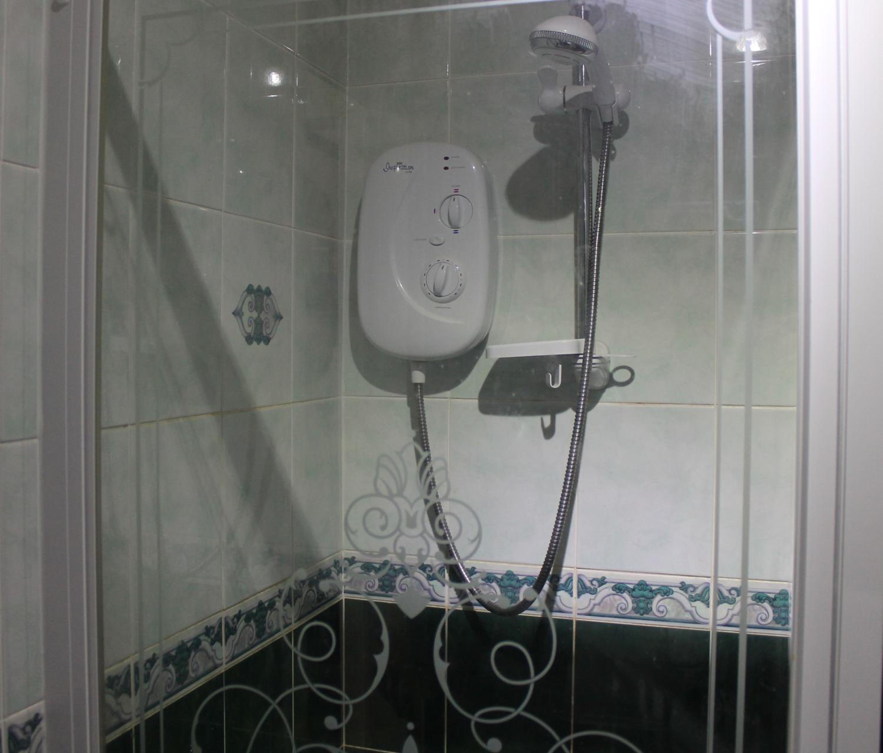 Twin Room with Private External Bathroom photo 2