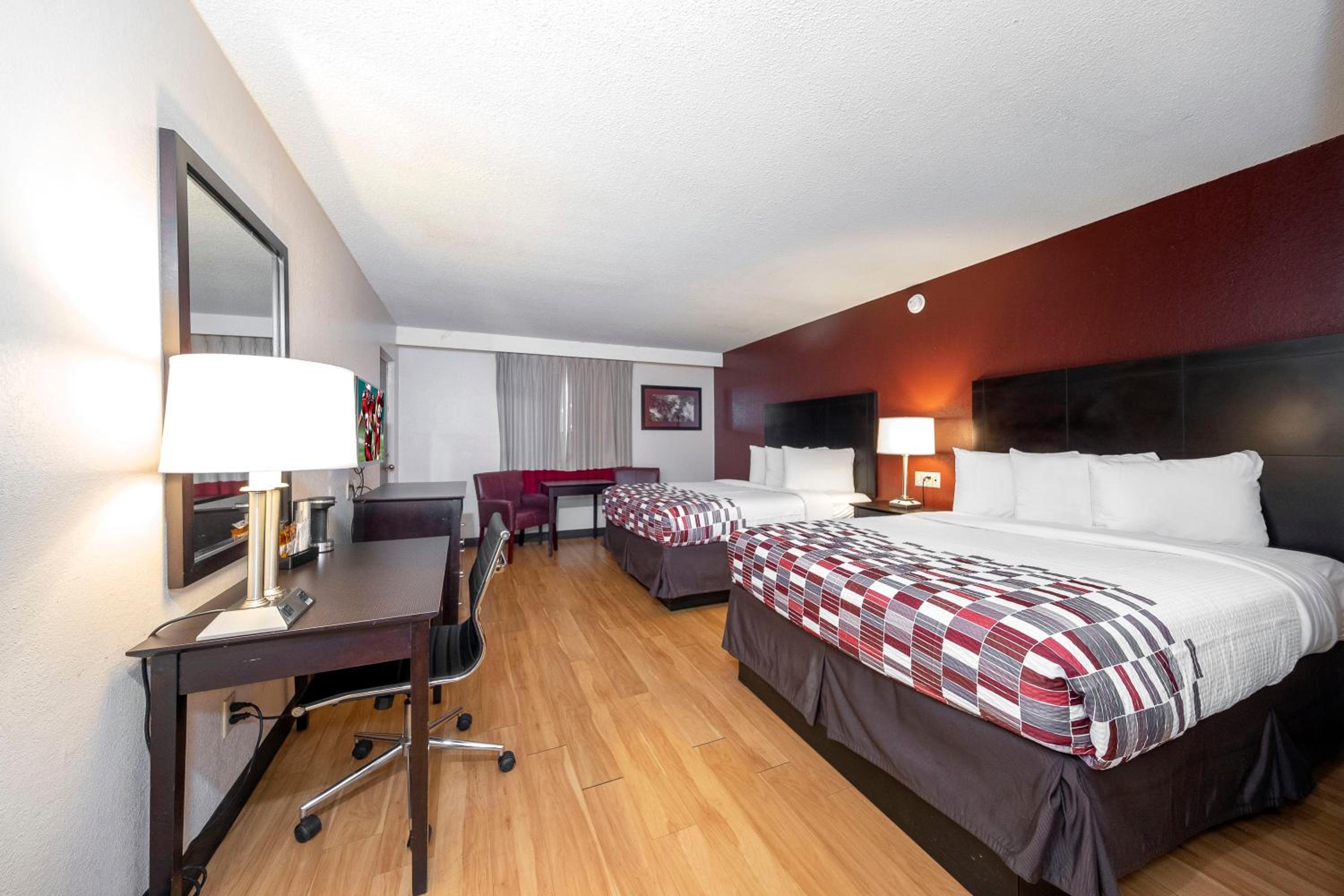 Deluxe Room with Two Queen Beds Non-Smoking photo 2