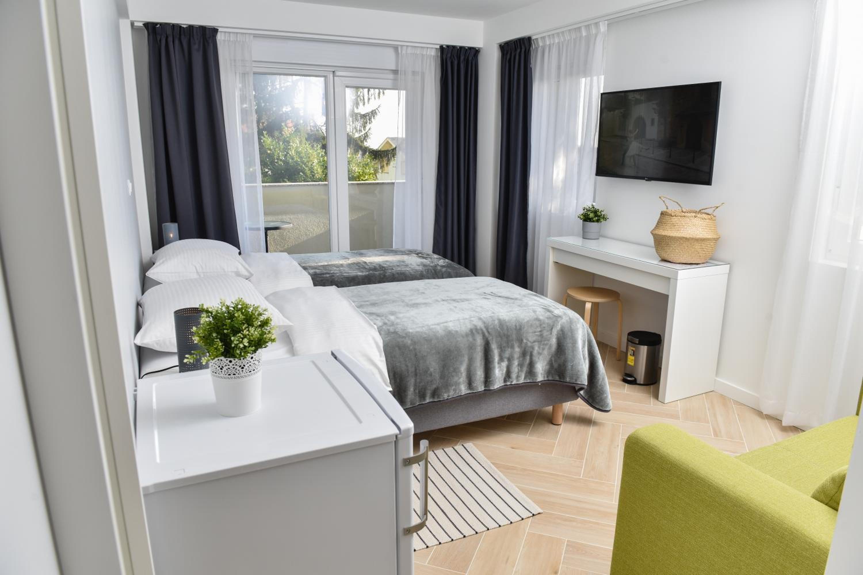 Comfort Triple Room photo 2