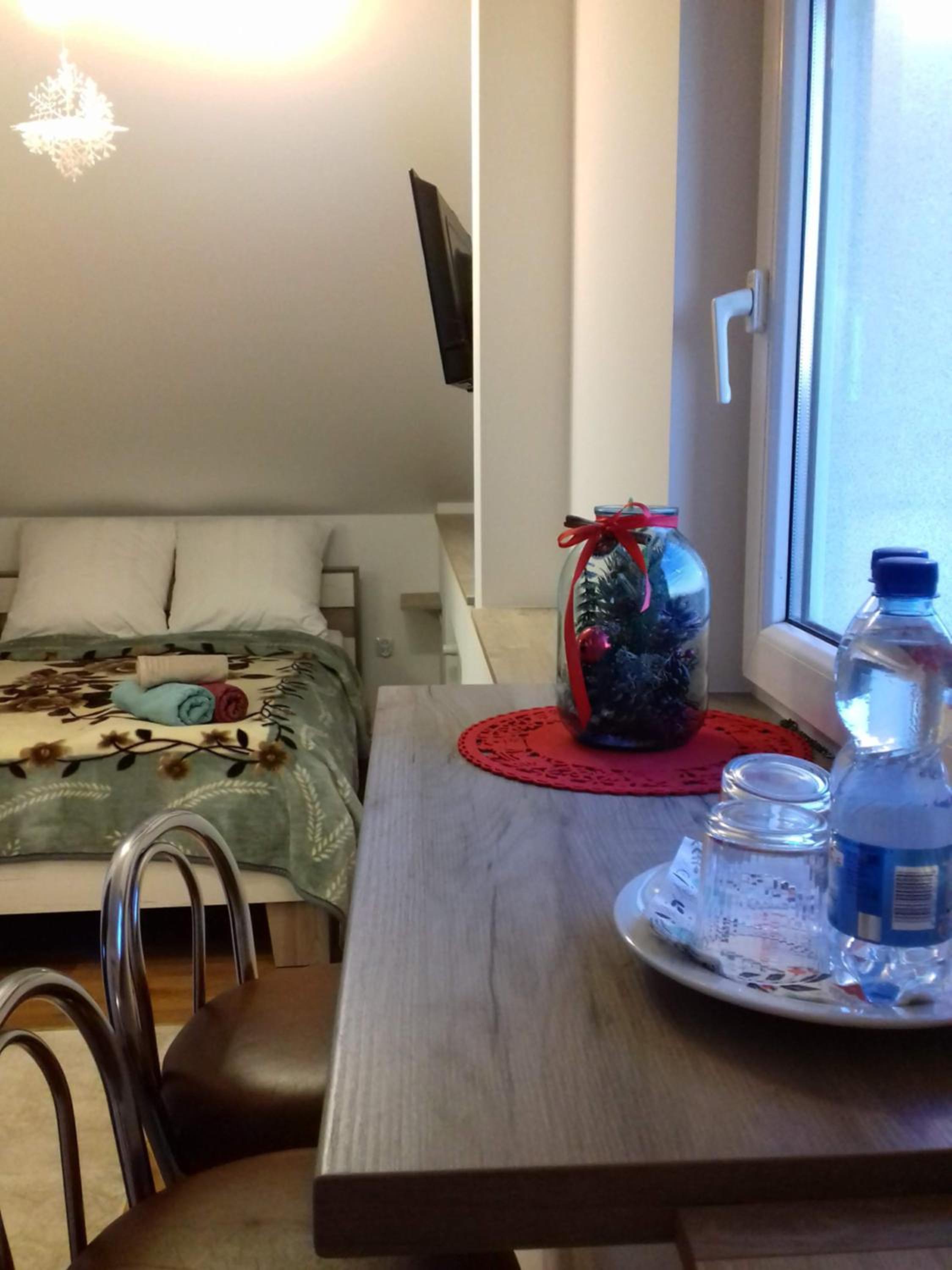 Standard King Room photo 1