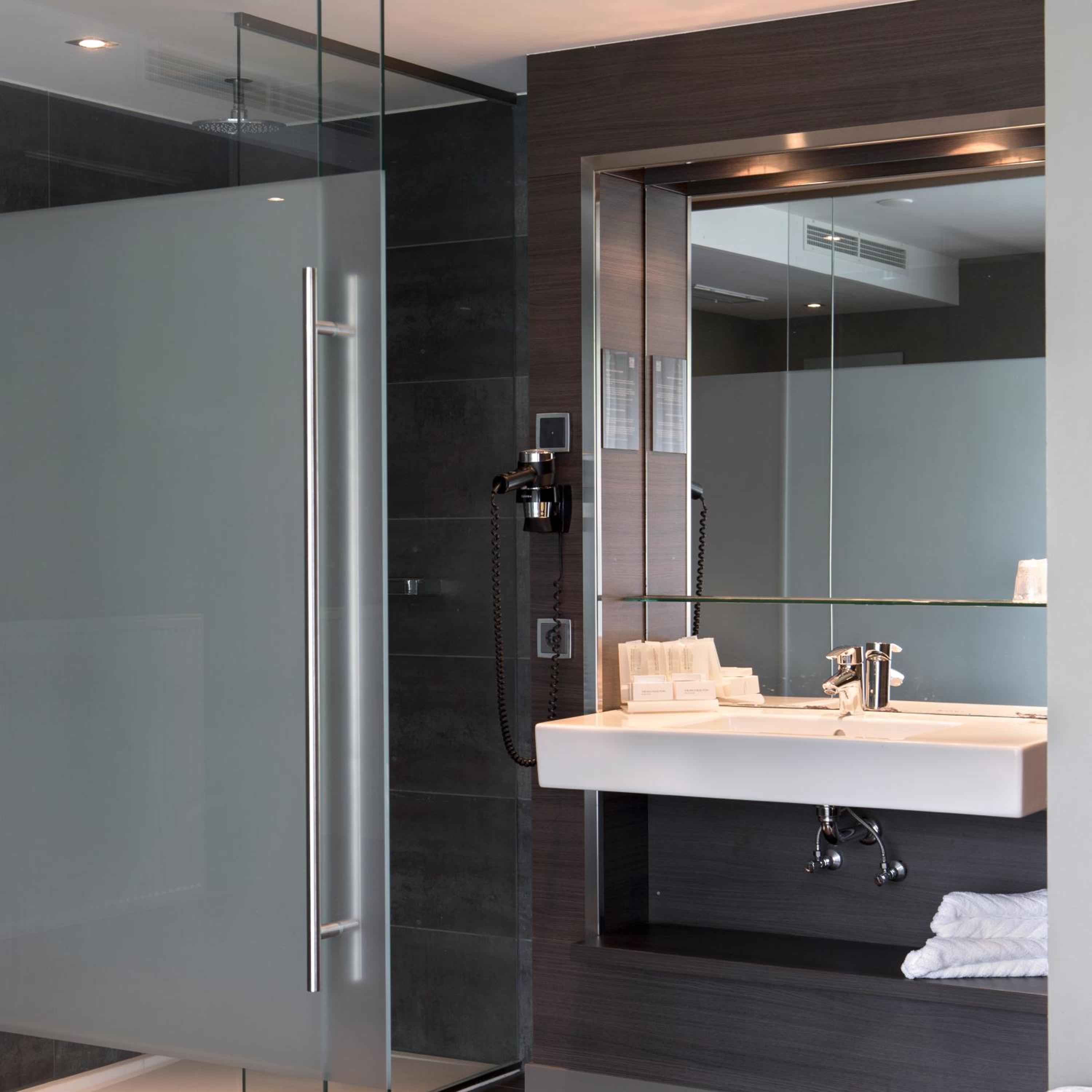 Superior Double Room with Spa Bath photo 2