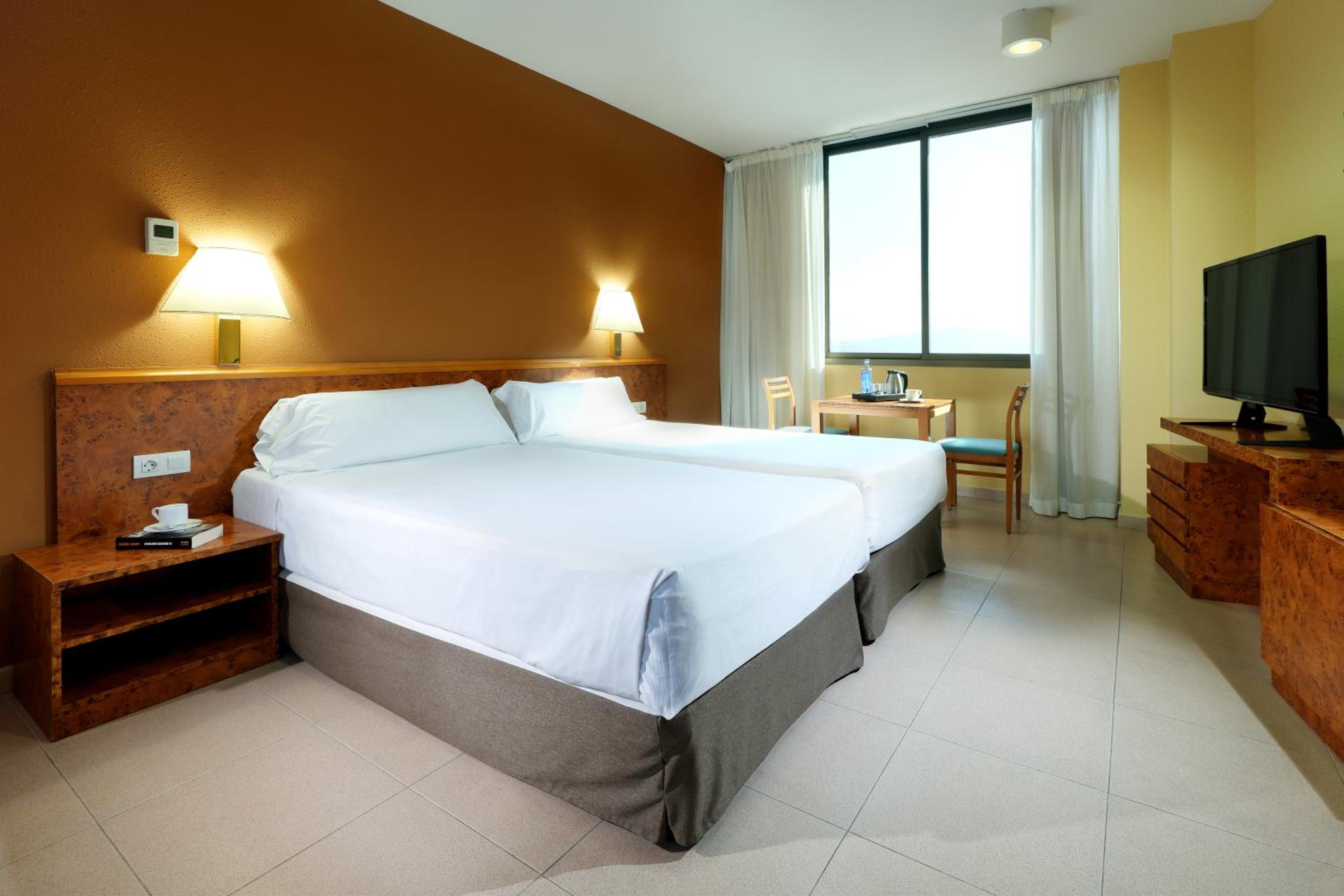 Habitación Doble Estándar o con Dos Camas Individuales.
