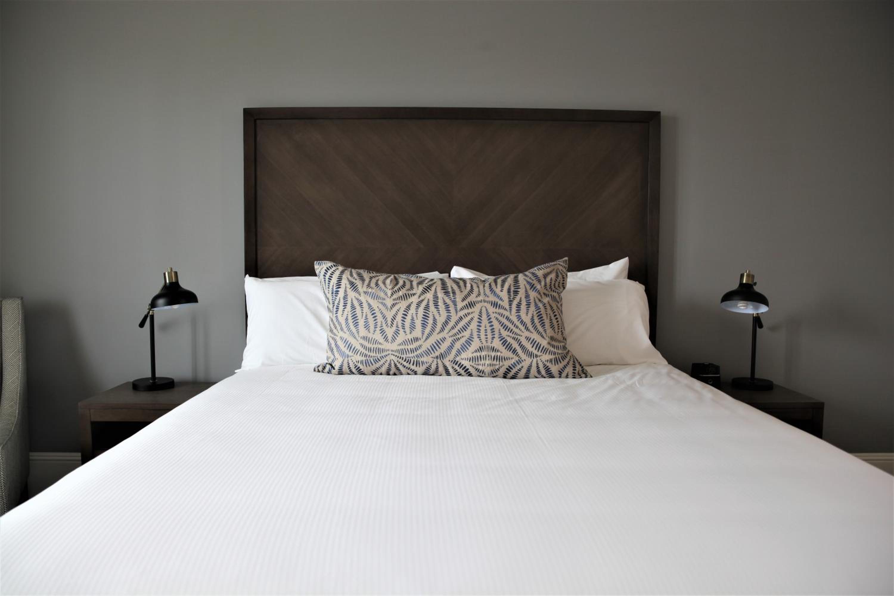 Superior King Room - Photo 4