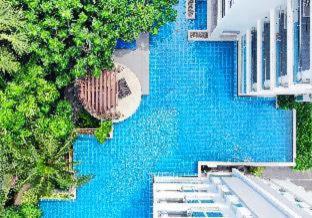 Deluxe Double Room with Pool Access - Photo 12