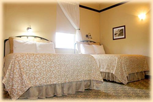 Quadruple Room with Bath