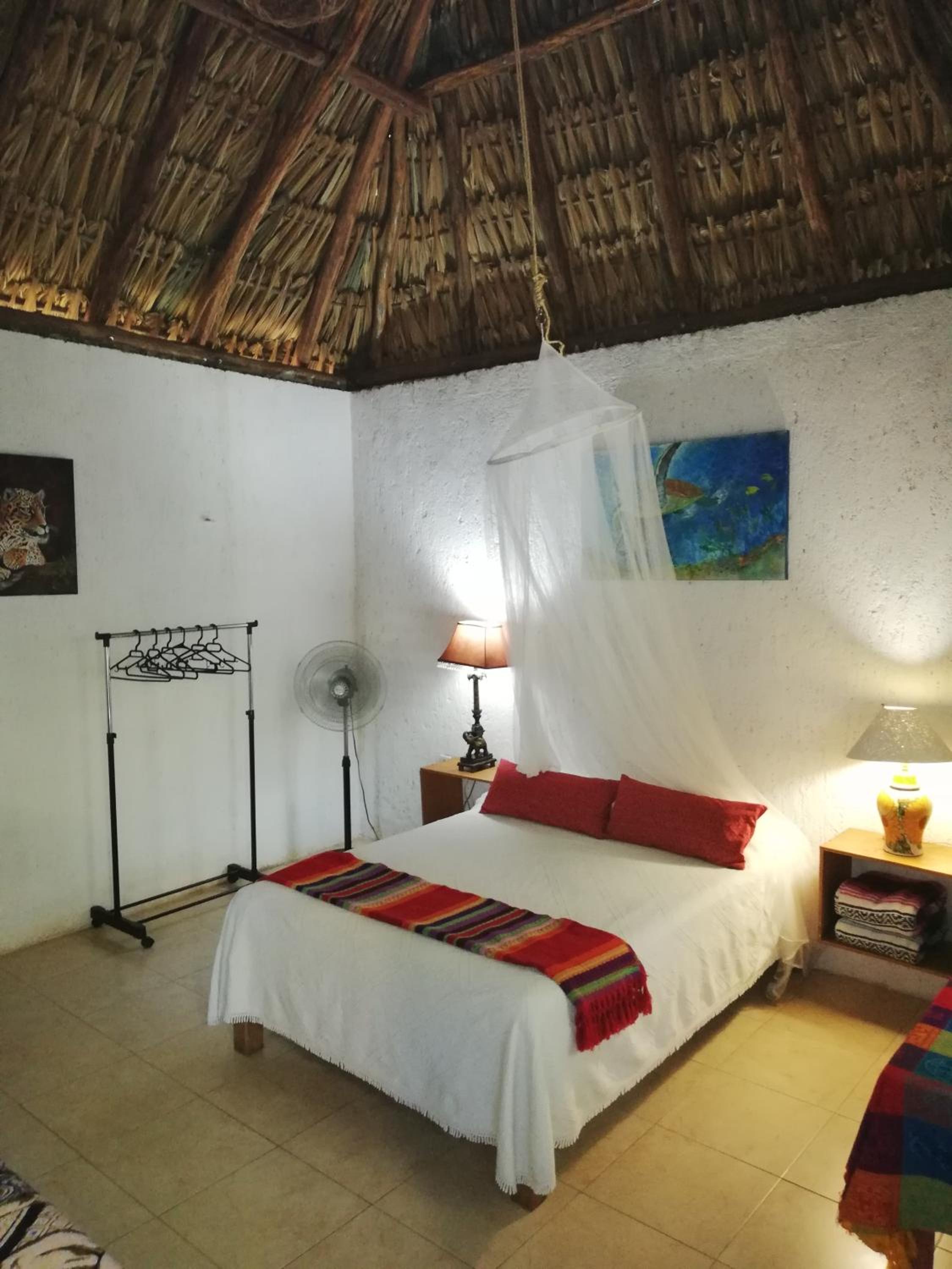 Double or Twin Room with Private Bathroom - Photo 10