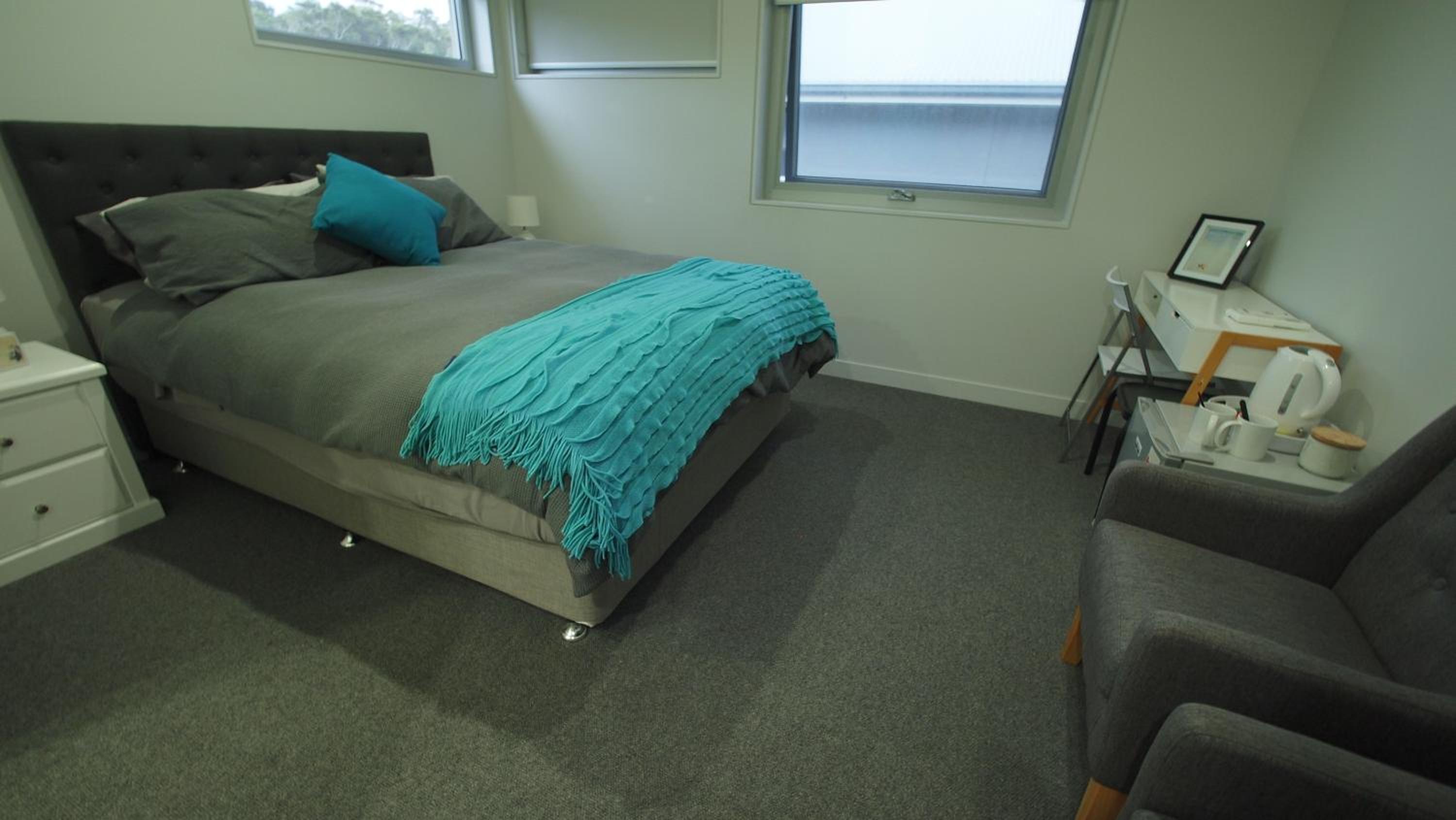 Queen Room photo 1