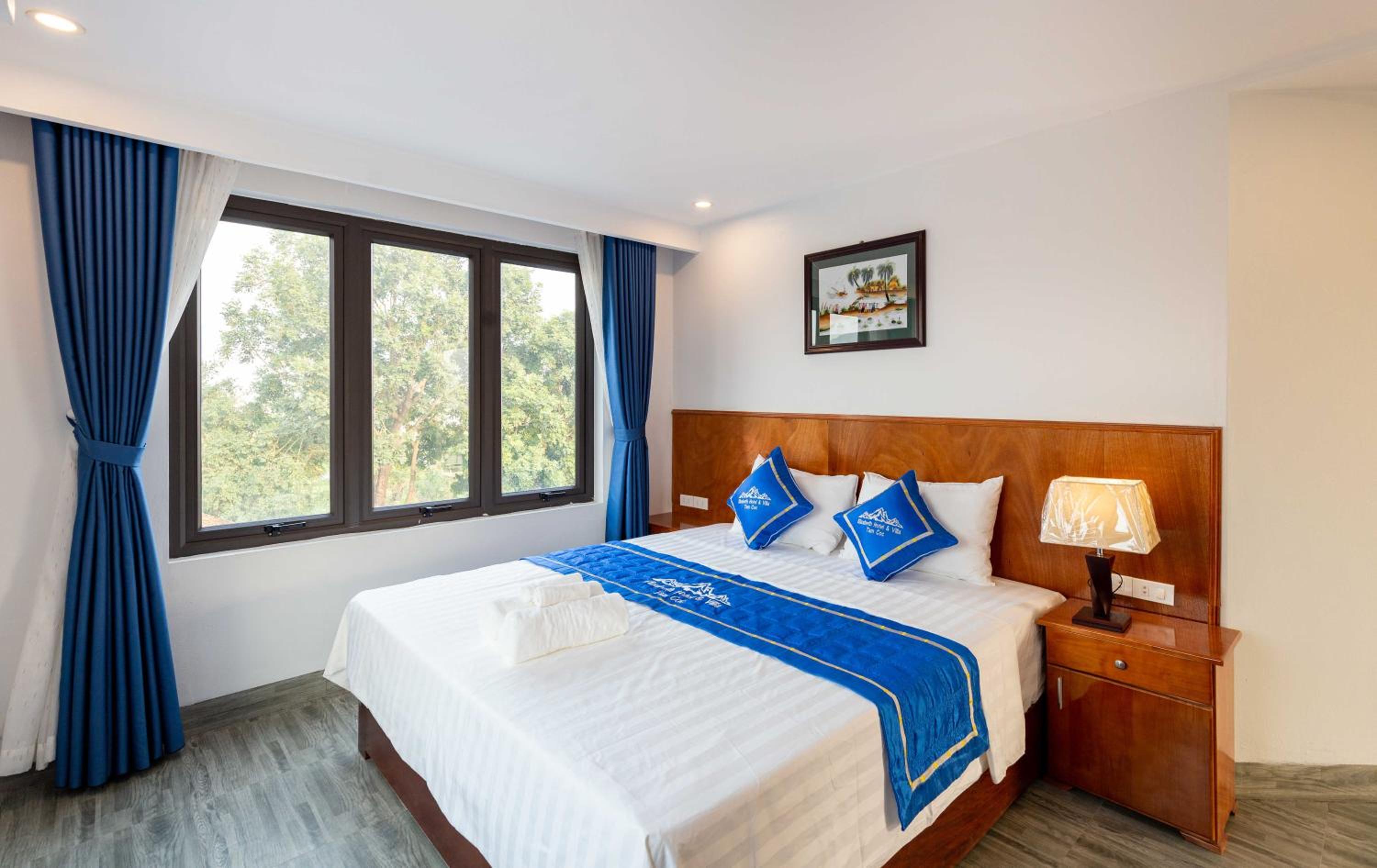 Double Room with Pool View - Photo 20
