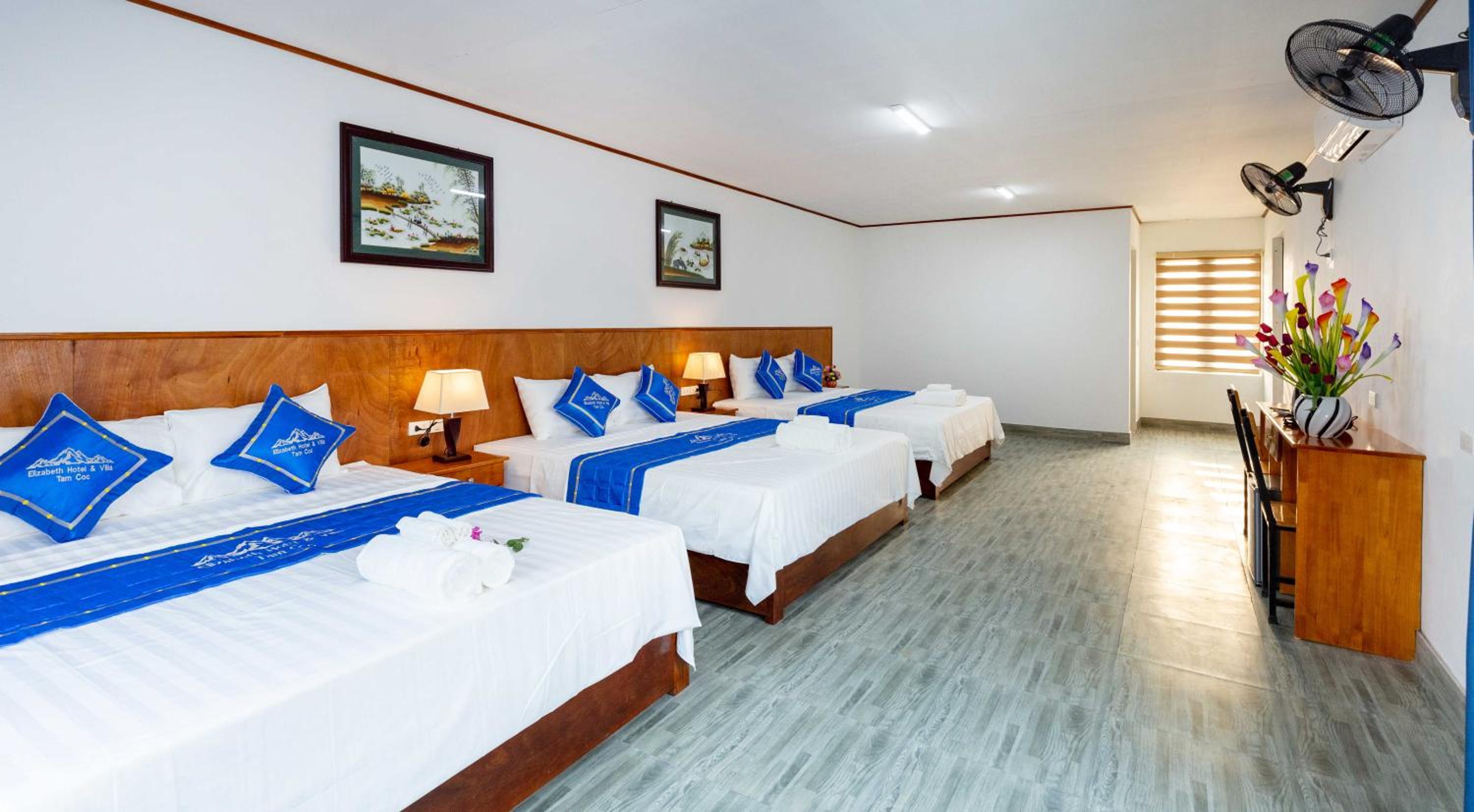 Quadruple Room with Mountain View - Photo 6