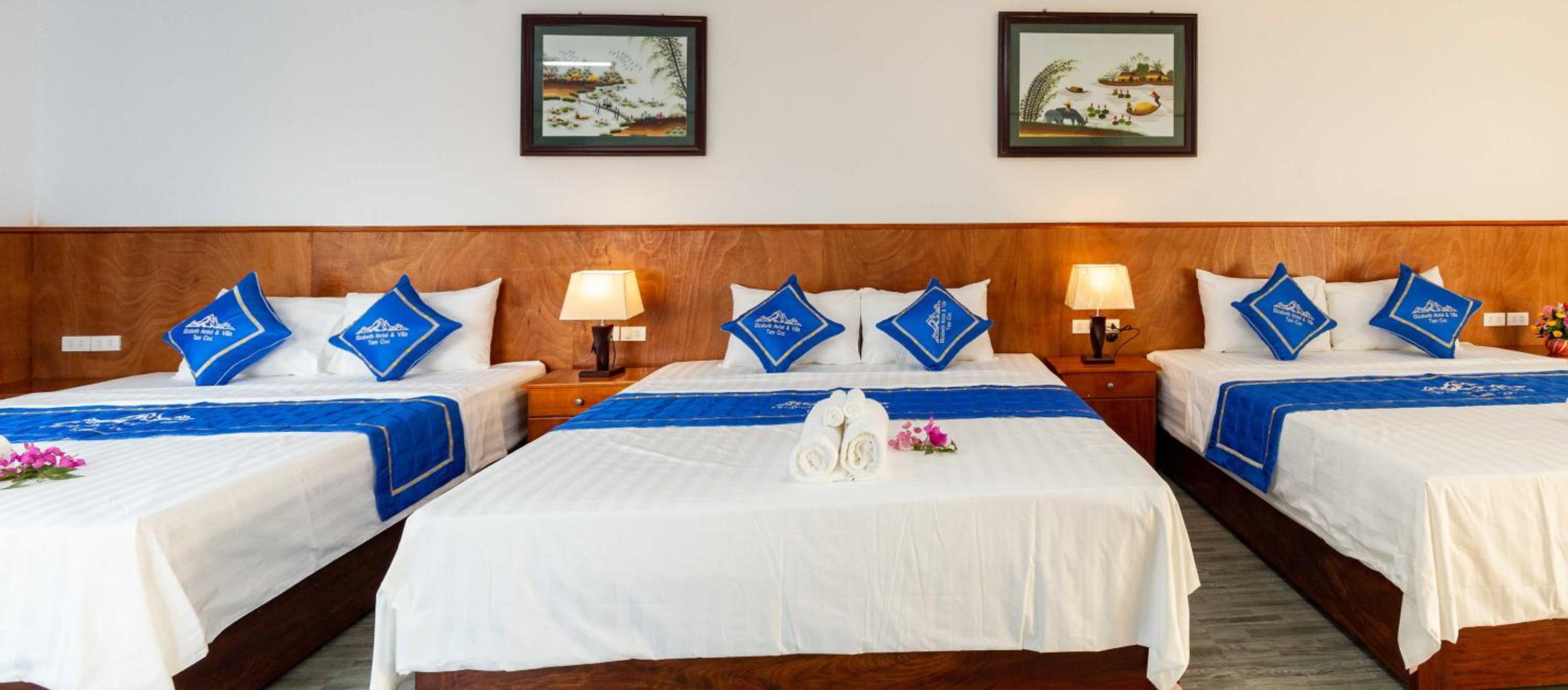 Quadruple Room with Mountain View - Photo 5