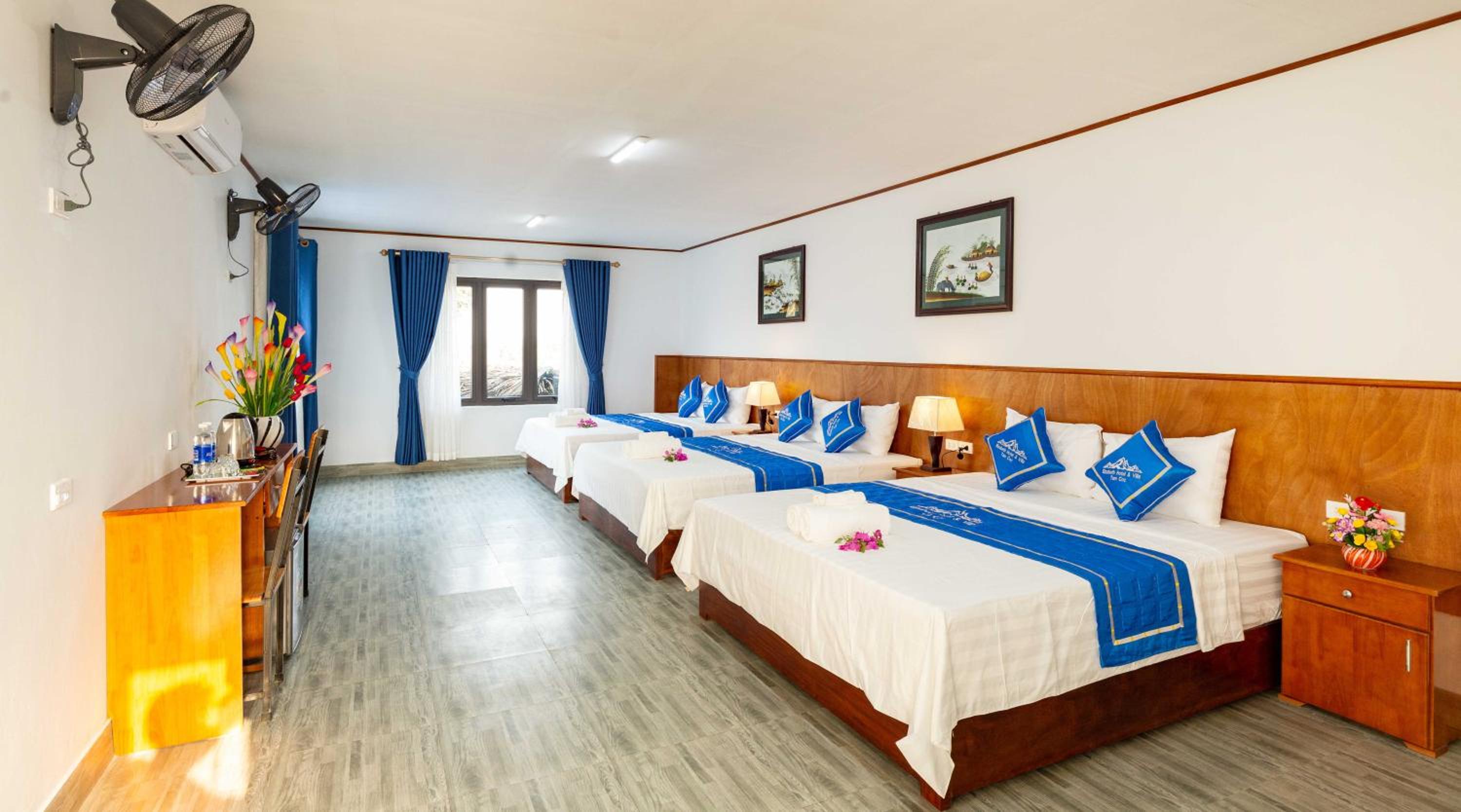 Quadruple Room with Mountain View - Photo 3
