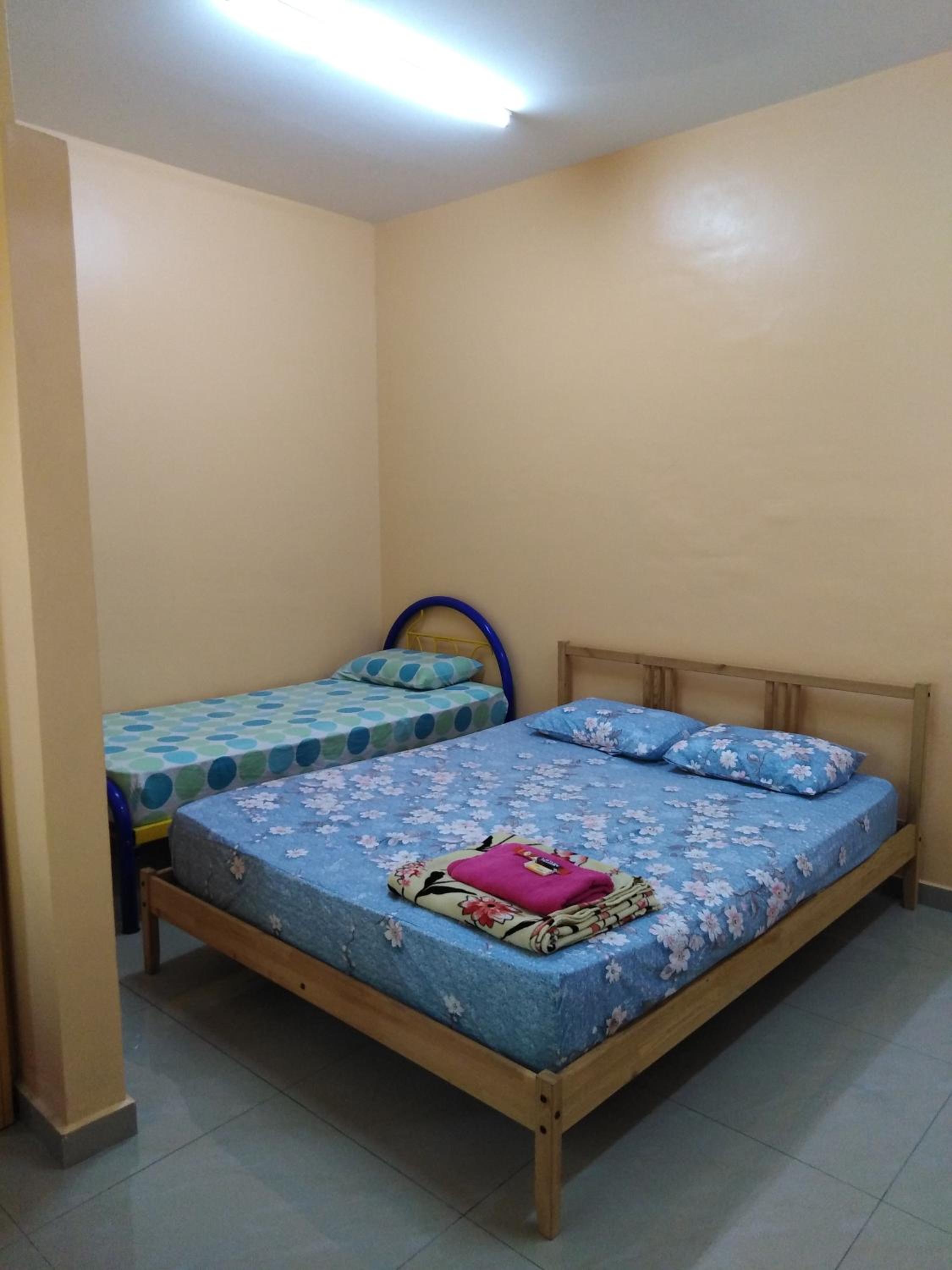 Economy Triple Room photo 1