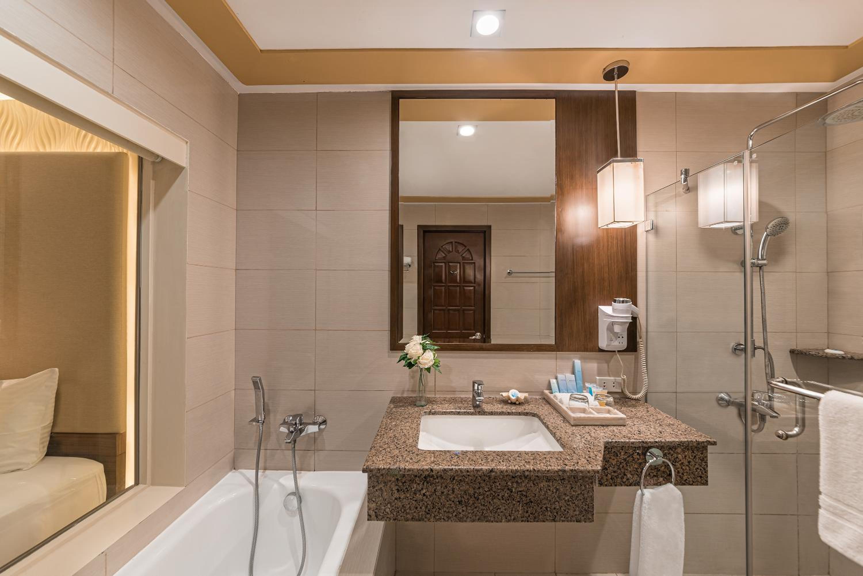 Premier Room - Photo 3