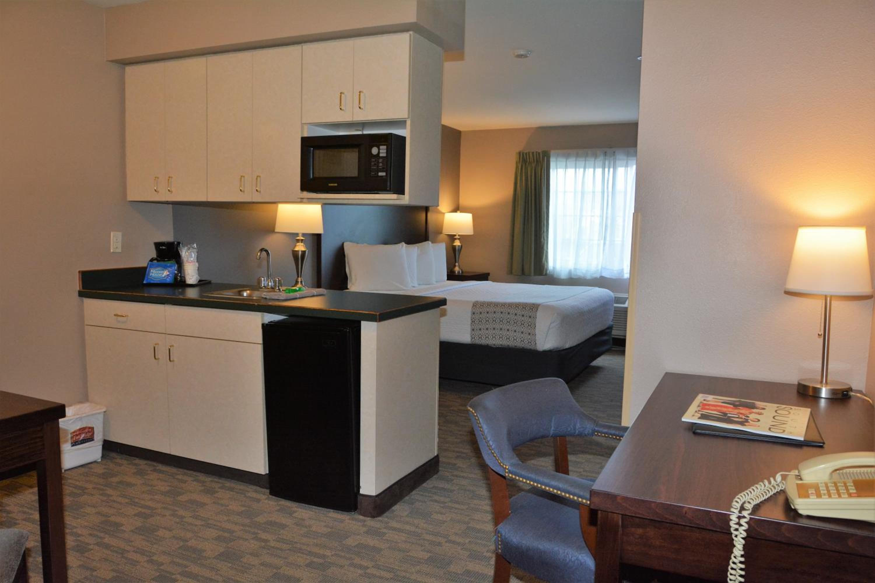 Executive King Room - Photo 4