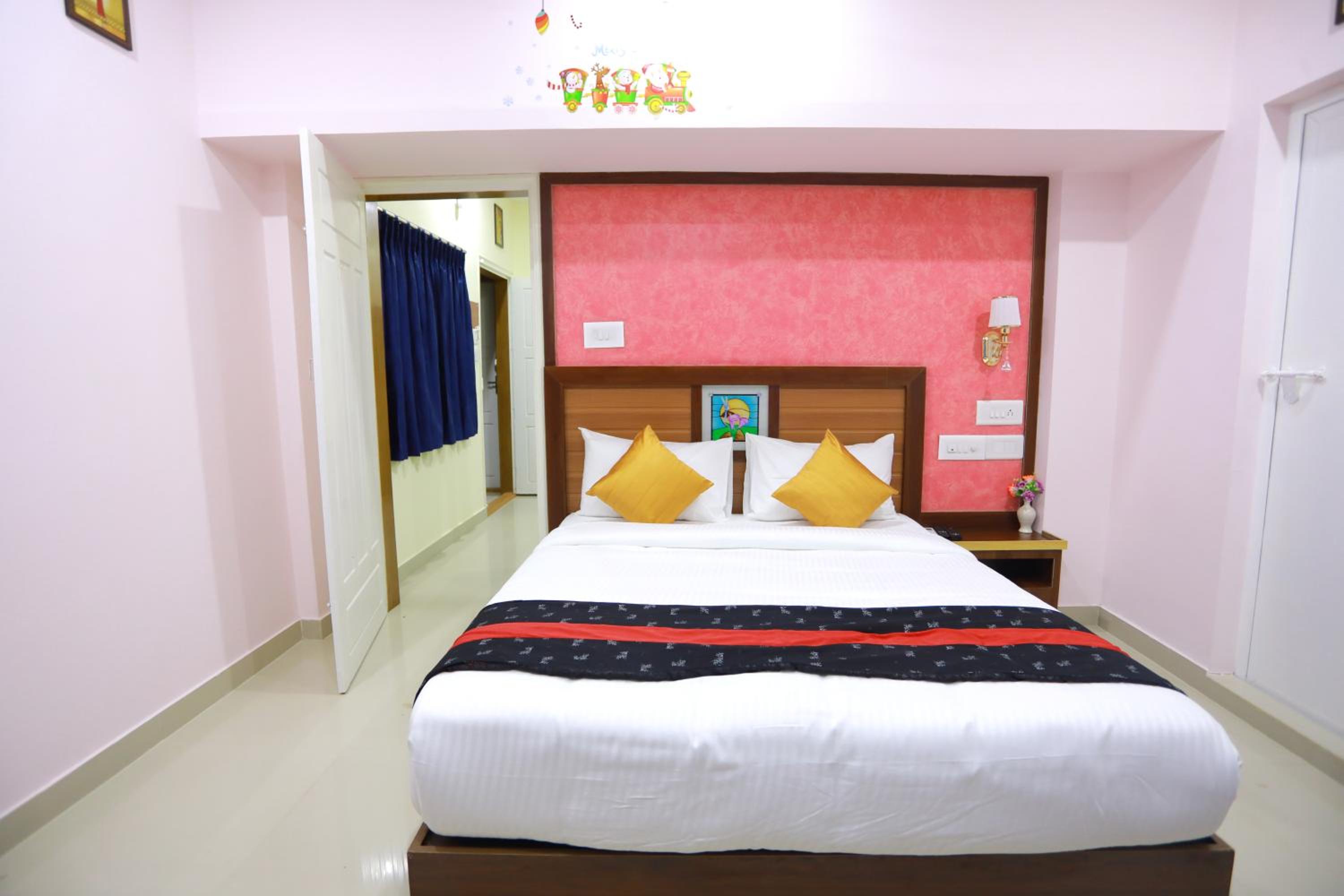 Deluxe Double Room - Photo 2