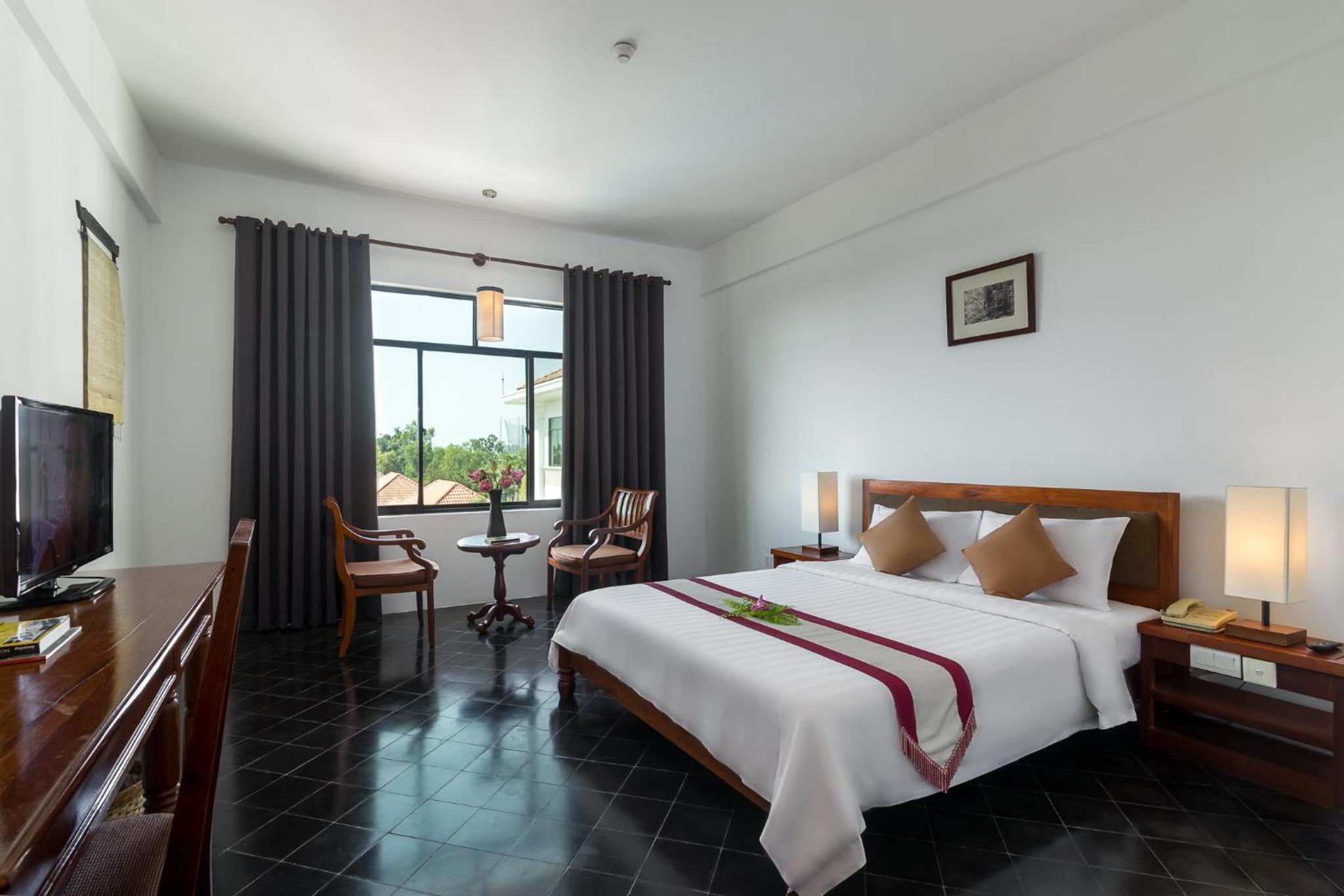 Deluxe Double Room - Photo 12