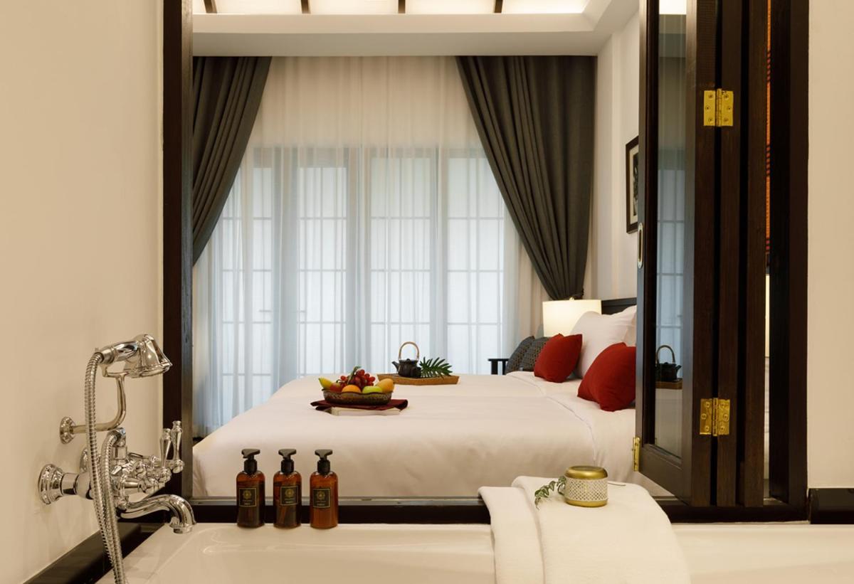 Deluxe Double or Twin Room with Balcony - Photo 2