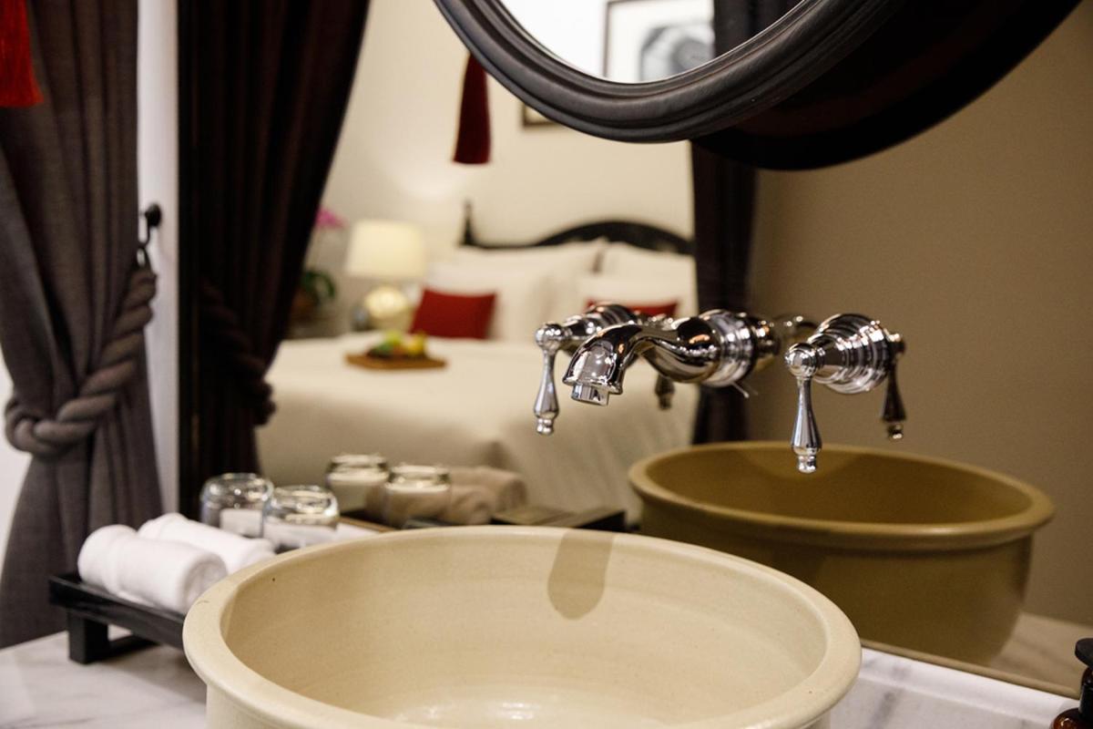 Deluxe Double or Twin Room with Balcony - Photo 9