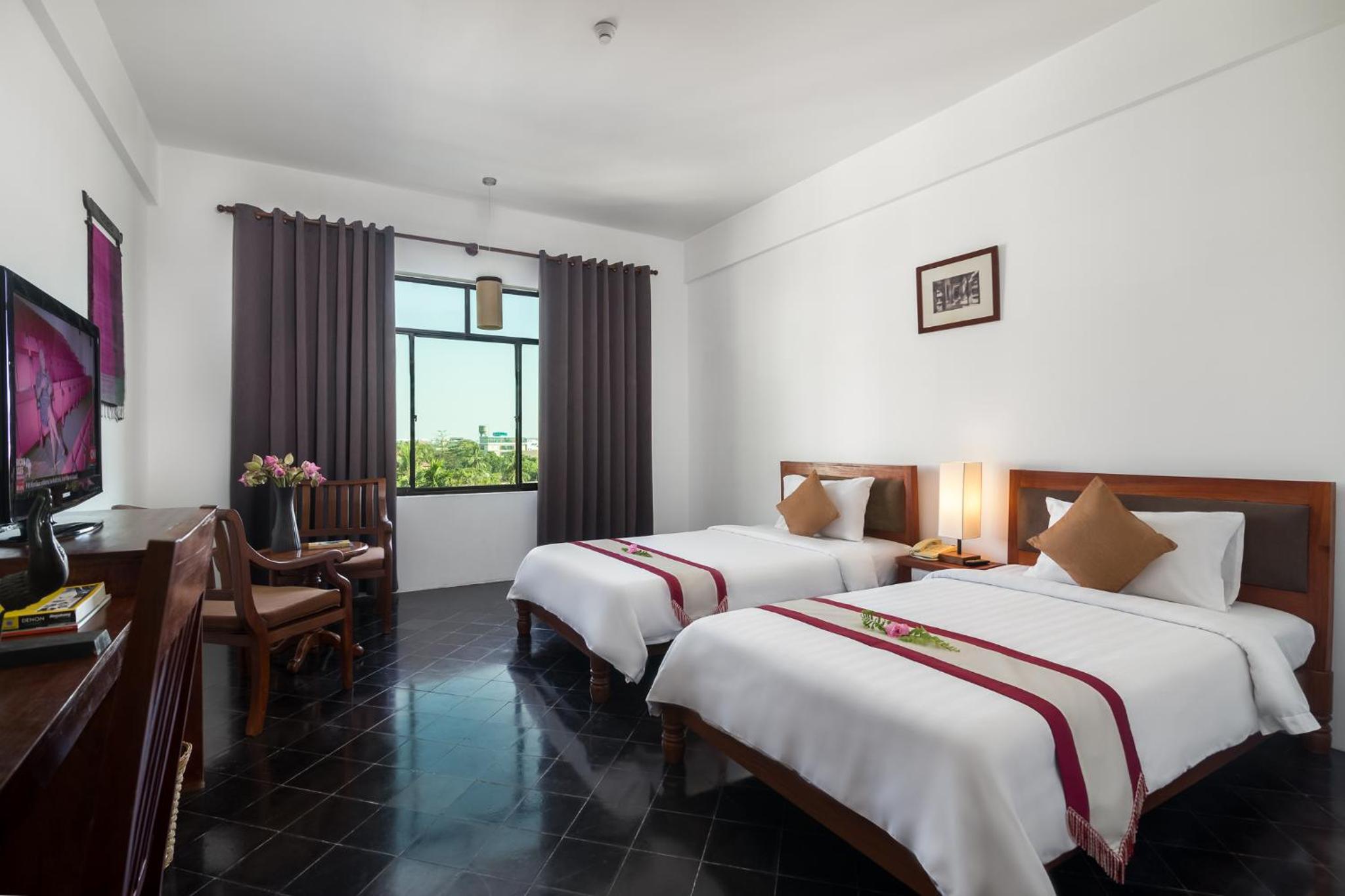 Deluxe Twin Room - Photo 3