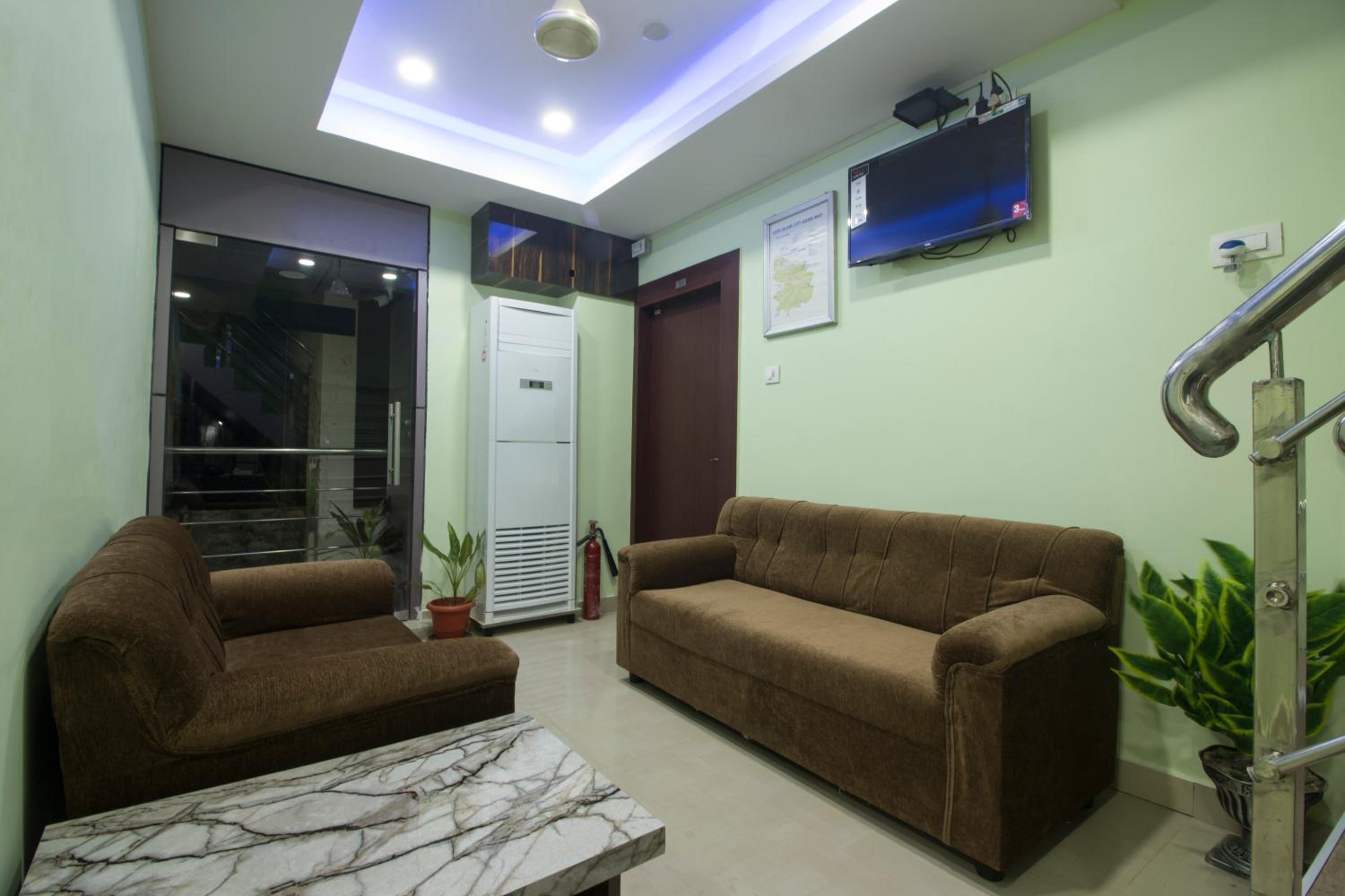Deluxe Room - Photo 1
